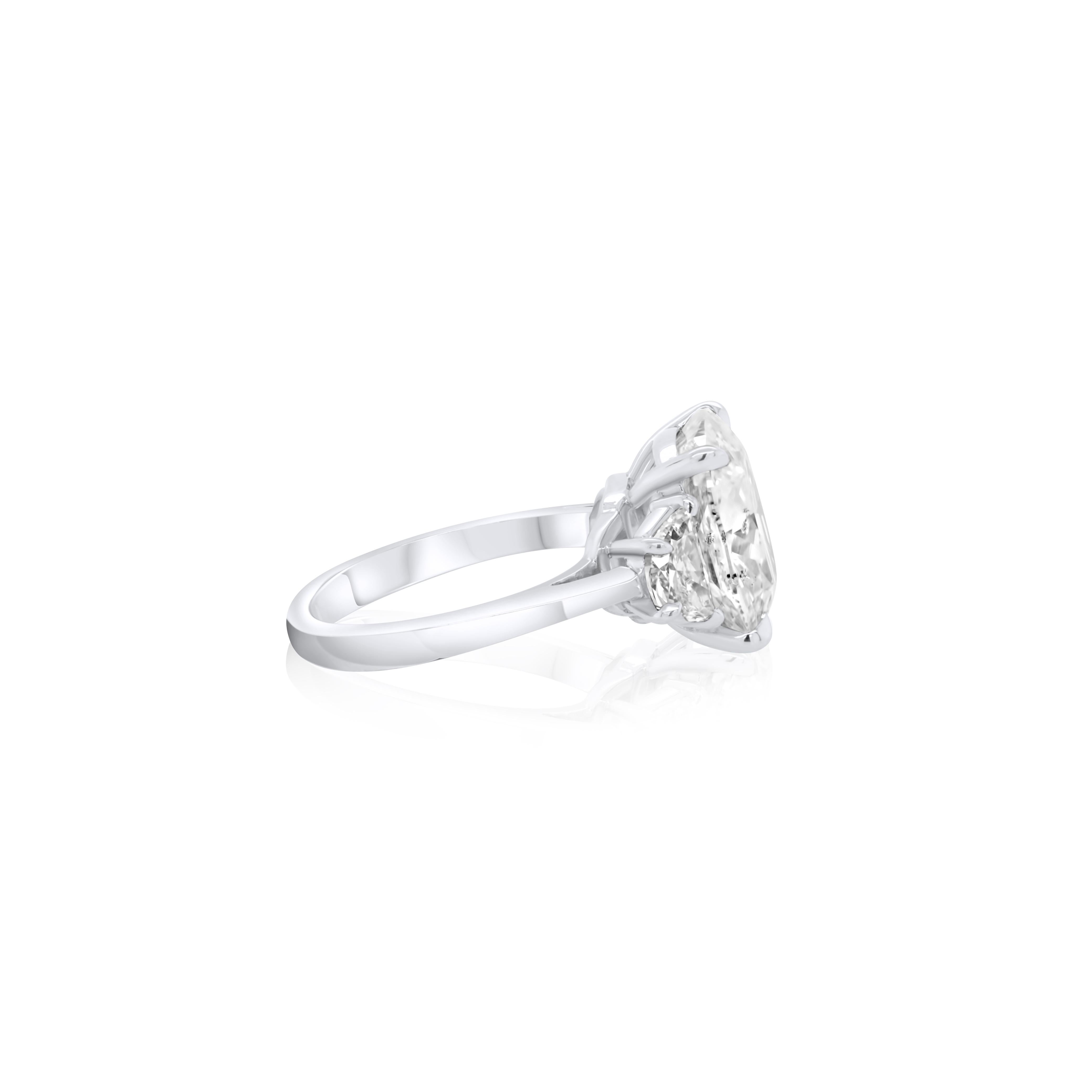 Women's or Men's Diana M. Platinum 8.09 Three Stone Cushion Cut Diamond Ring For Sale