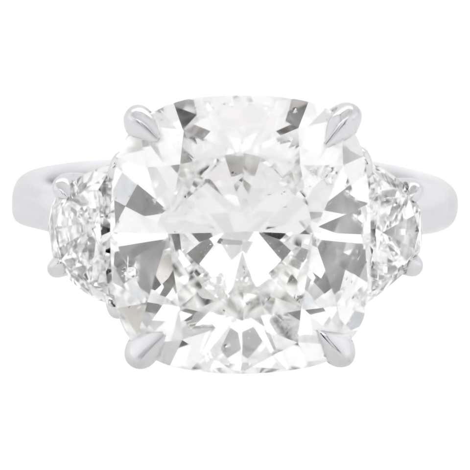 Tiffany Round Brilliant Three Stone Diamond Platinum Ring For Sale at ...