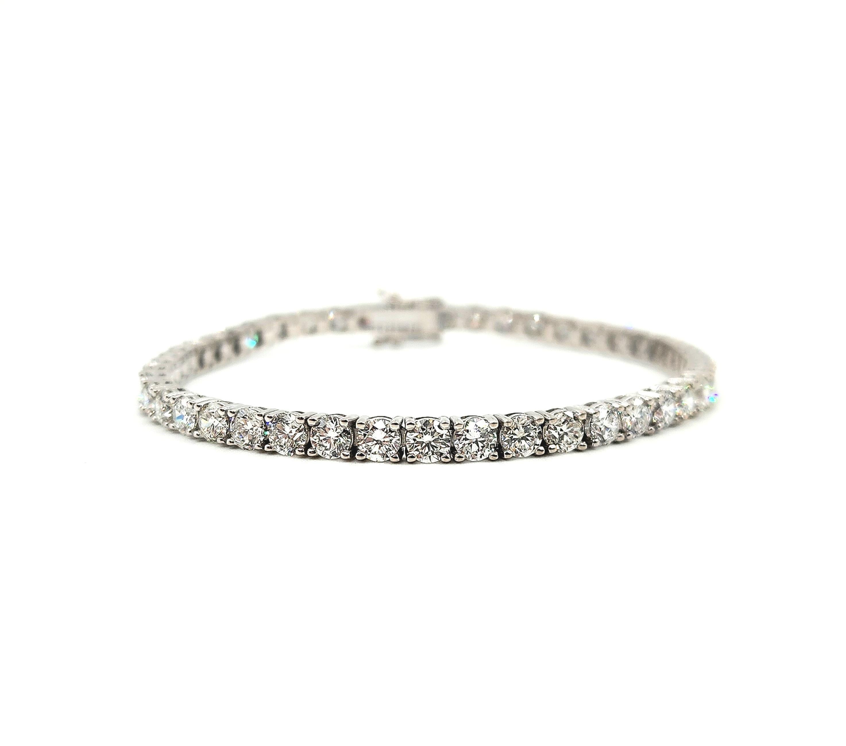 Bracciale tennis in platino con diamanti da 8.55 carati in vendita 2