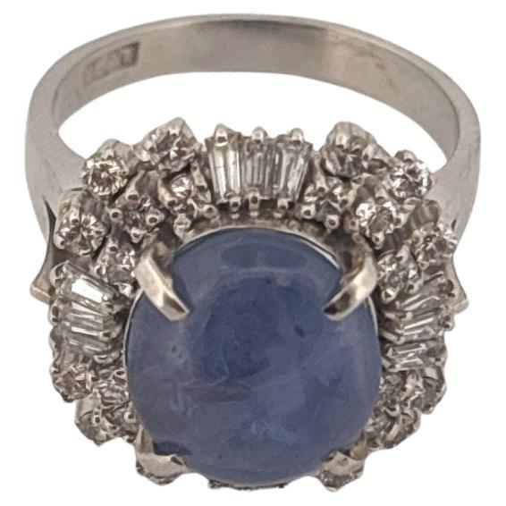 Bague en platine 9 carats saphir bleu étoilé 0,79 carat diamant rond et baguette en vente 4