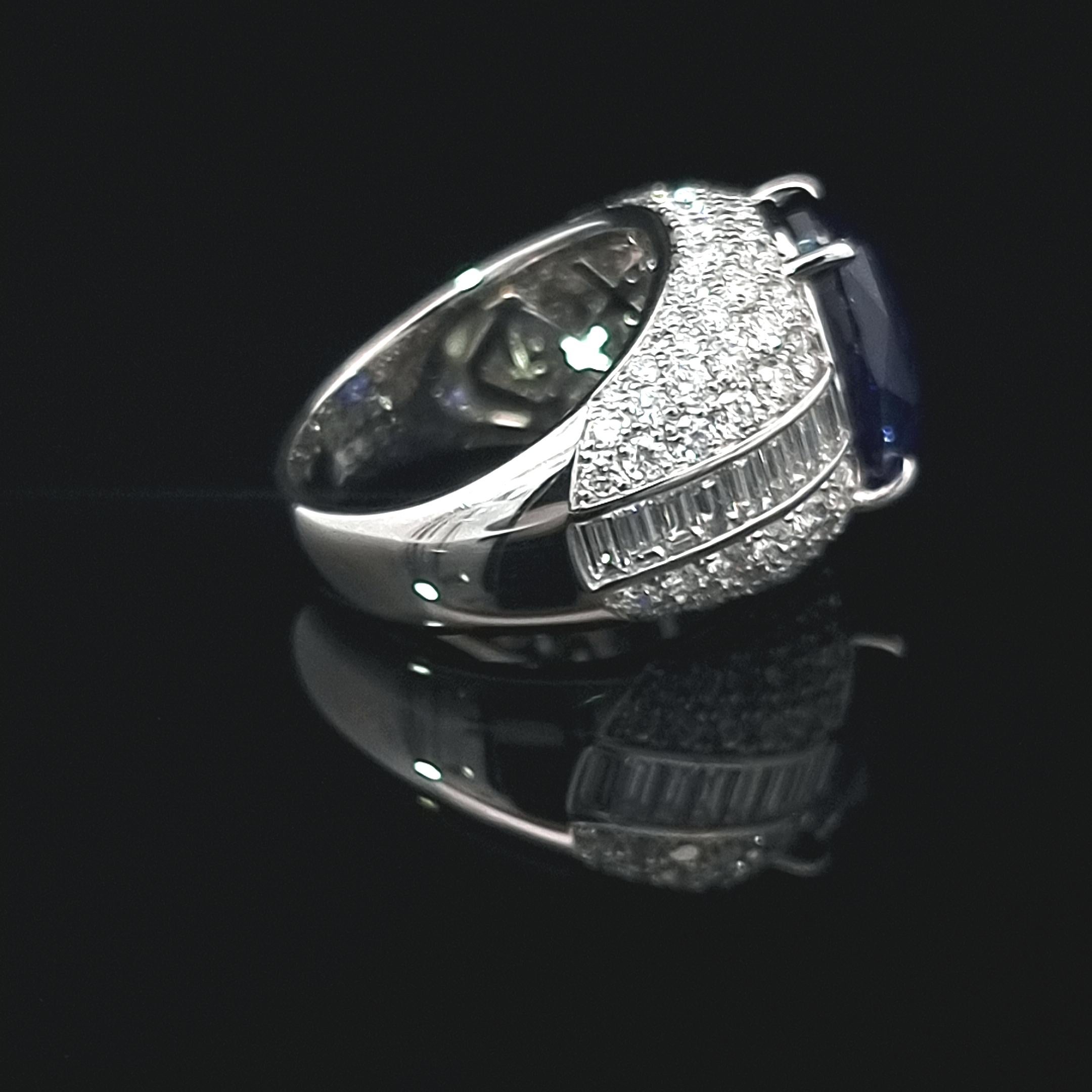 Platinum 900 Ring with Round and Baguette Diamonds and Royal Blue Sapphire For Sale 5