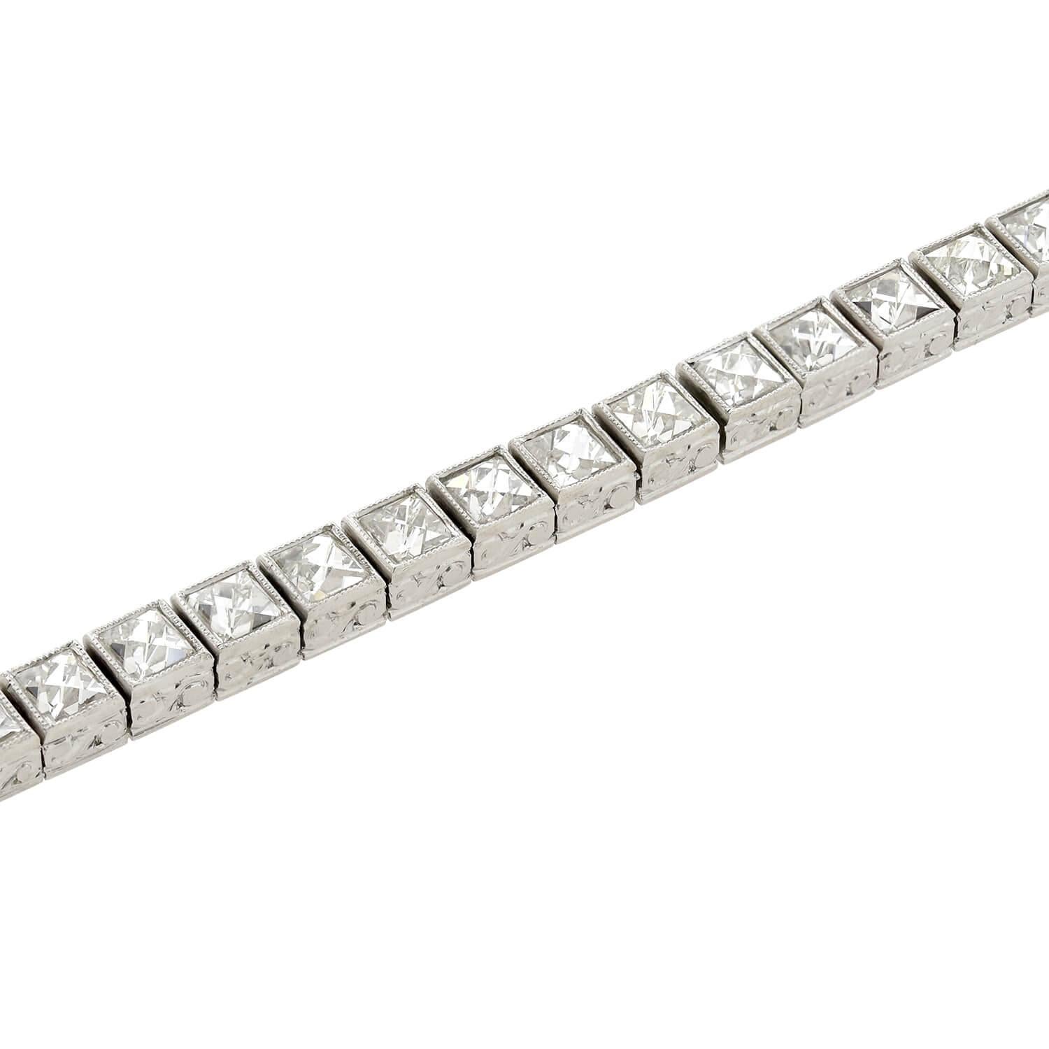 Platin 9.00 Karat Französisch geschliffenes Diamant-Armband (Zeitgenössisch) im Angebot