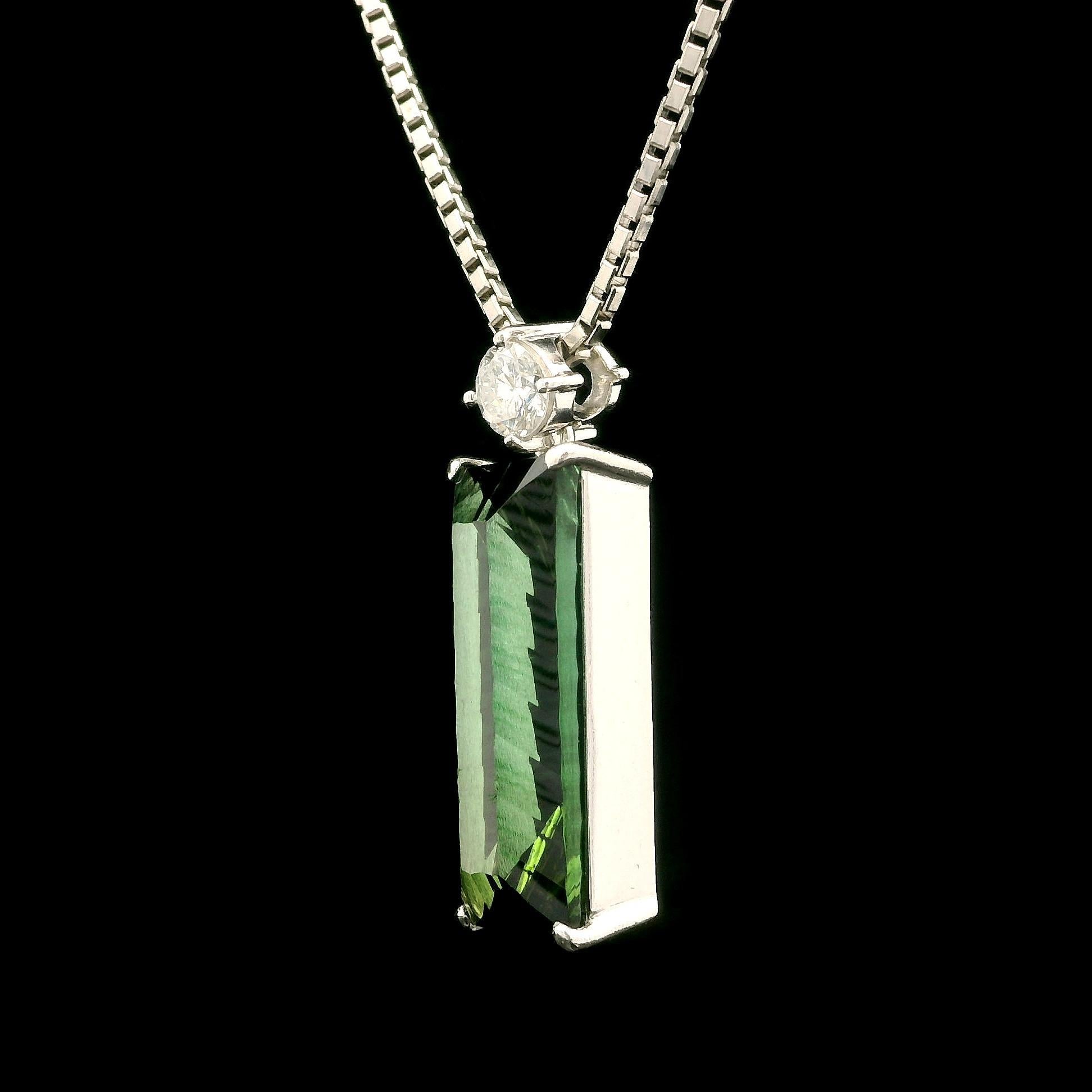 Platinum 9.09ct Long Rectangular Tourmaline Diamond Pendant Adjustable Necklace For Sale 2