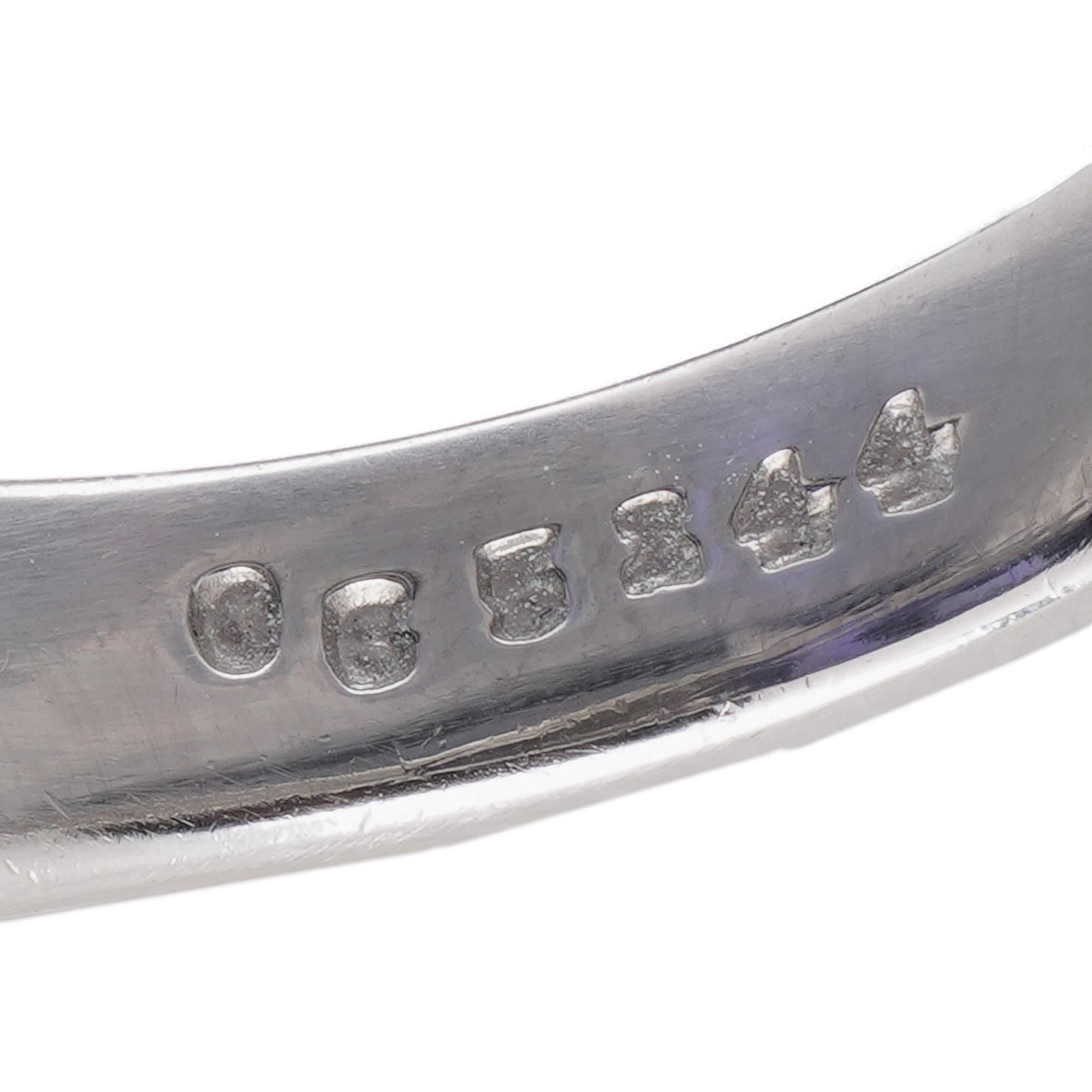 Anello in platino con tanzanite a pera e diamanti da 9,35 carati in vendita 2