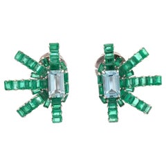 Vintage Platinum 9.3ct Emerald and 4.0ct Aquamarine Snowflake Clip-On Earrings