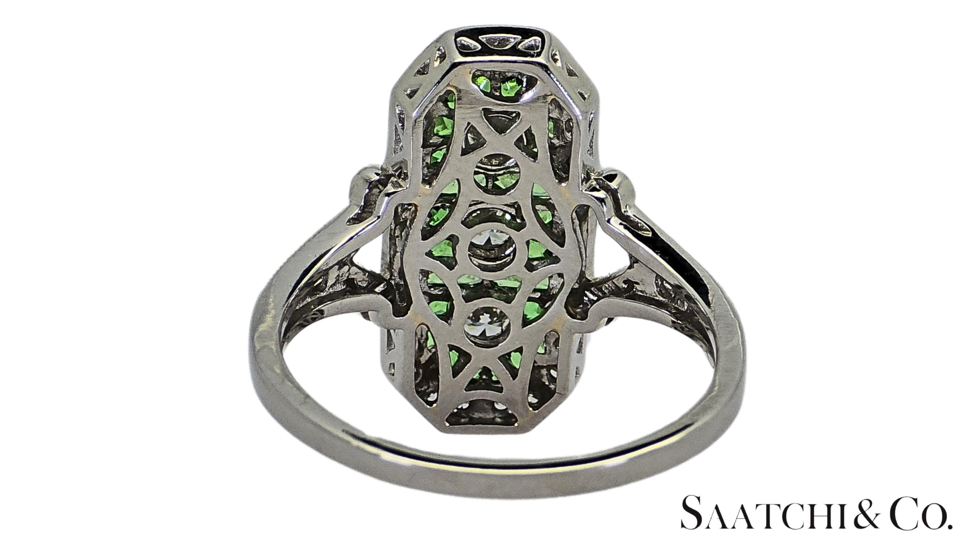 Anello in platino 950 con tsavorite naturale da 1 carato e diamante naturale da 0,55 carati in vendita 2