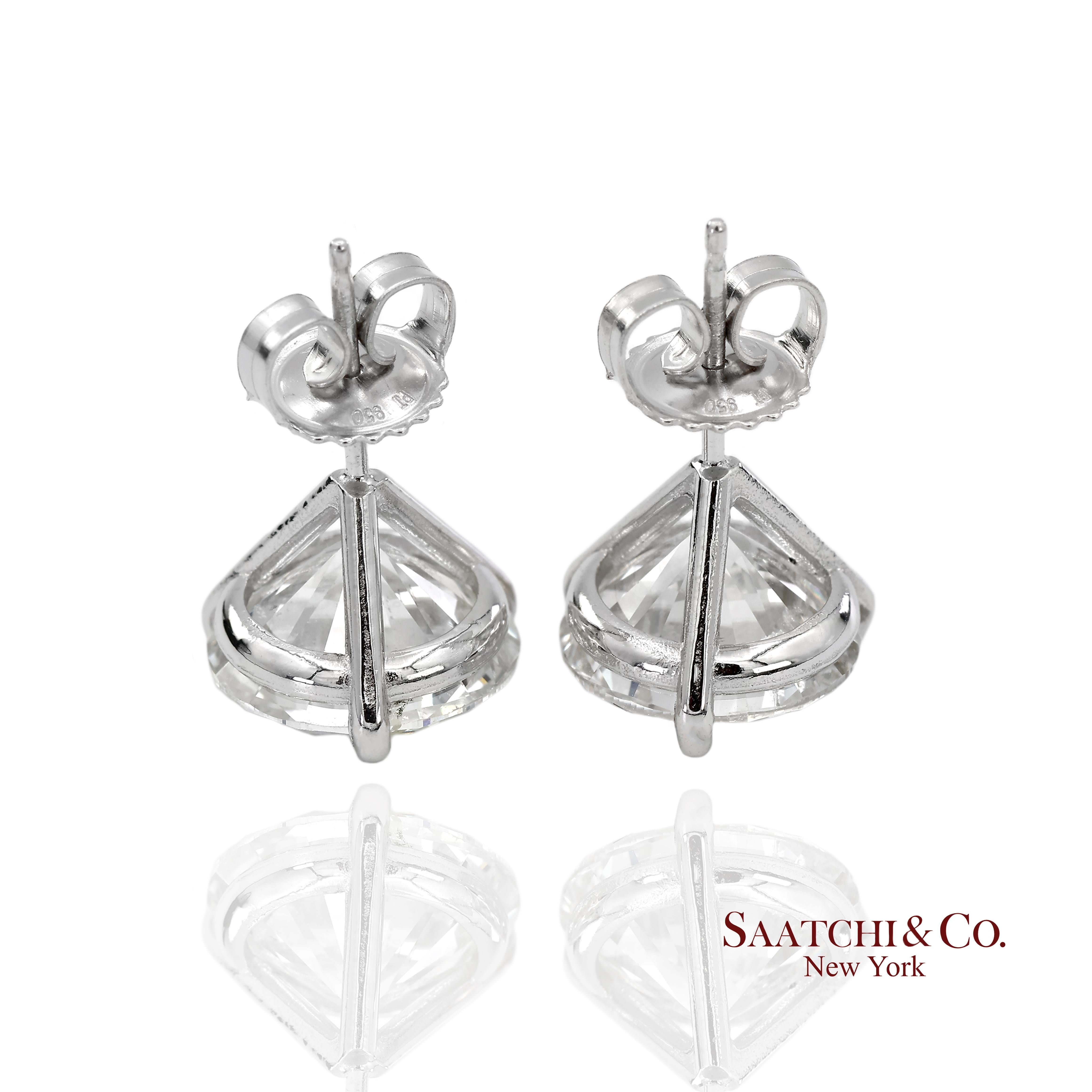 Platinum 950 8.03 Carat Natural Diamond Stud Earrings In New Condition For Sale In New York, NY