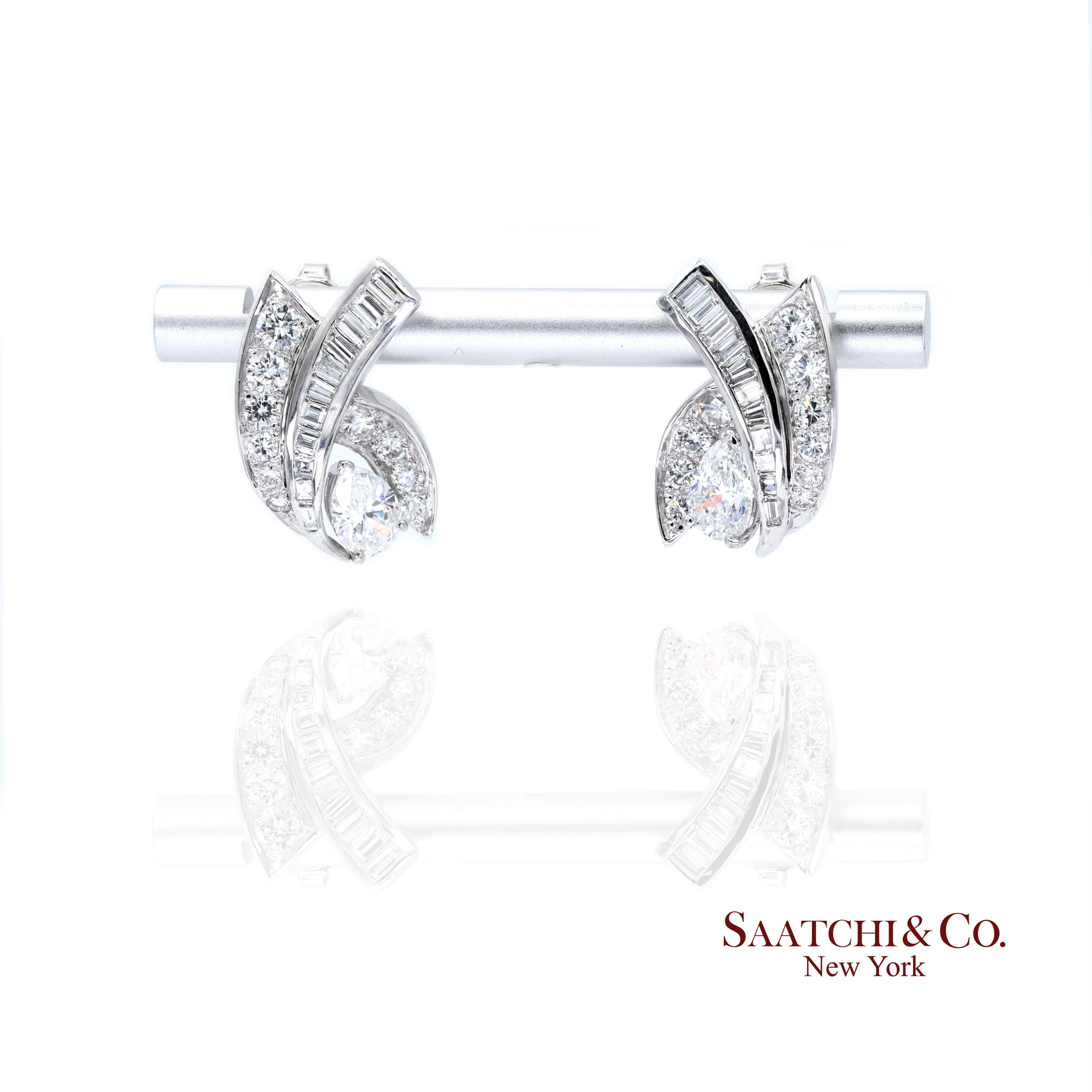 Boucles d'oreilles fantaisie luxe en platine 950 diamants blancs naturels en vente 2