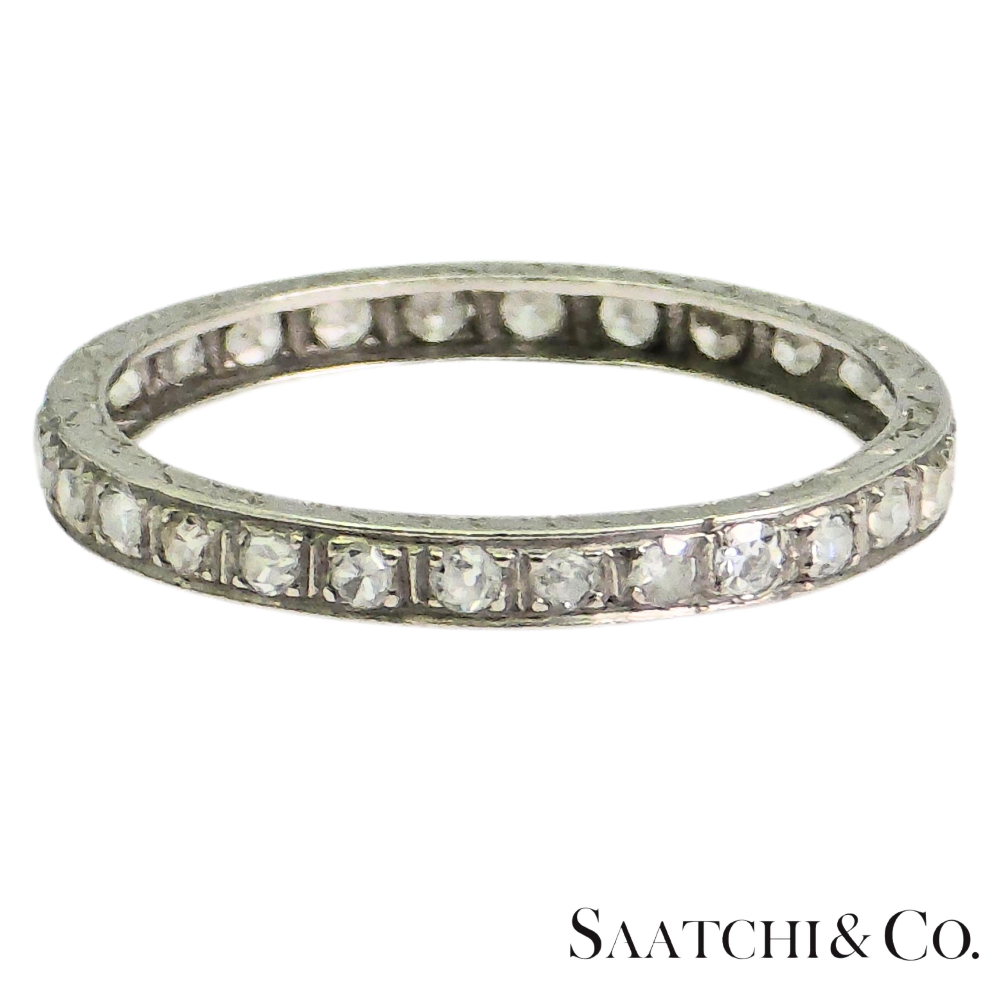 Donna Platino 950 Banda d'epoca incisa a mano con diamante naturale a taglio singolo misura 6,5 in vendita