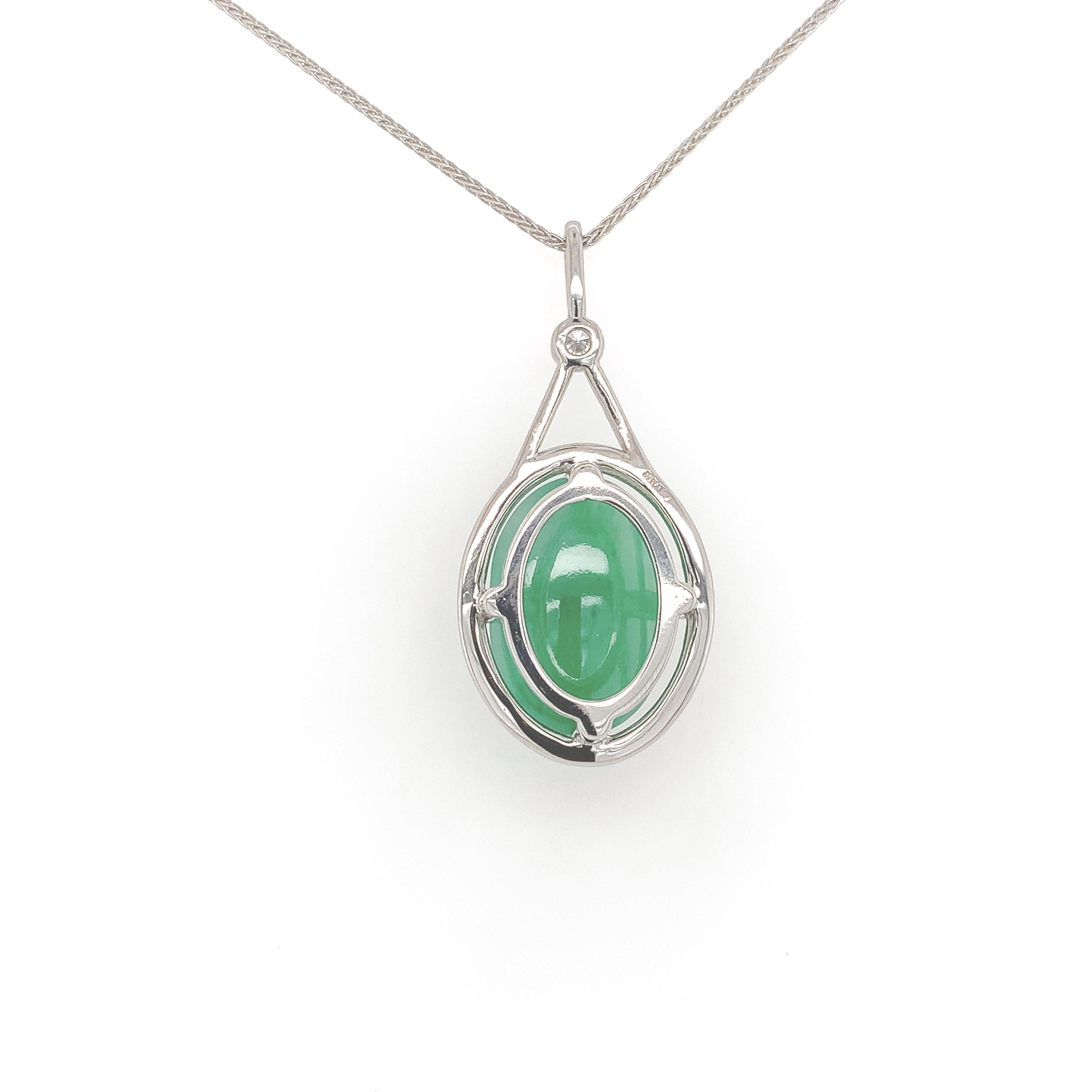 Women's Platinum 9.55 carat GIA Jadeite A Jade Pendant with Diamond and Platinum Chain For Sale