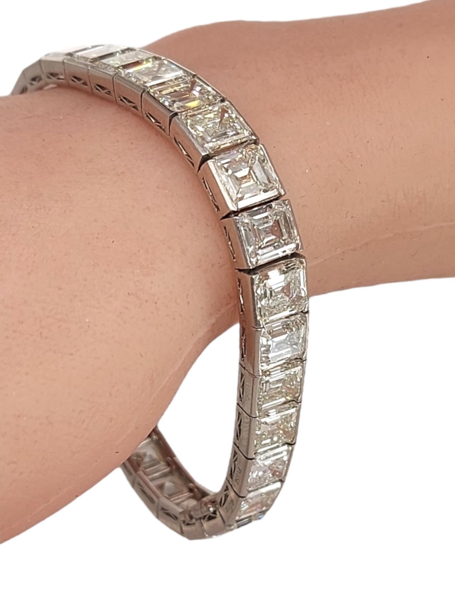 Bracciale tennis Adler in platino con diamanti taglio Asscher 45ct Sultan Qaboos Bin Said in vendita 4