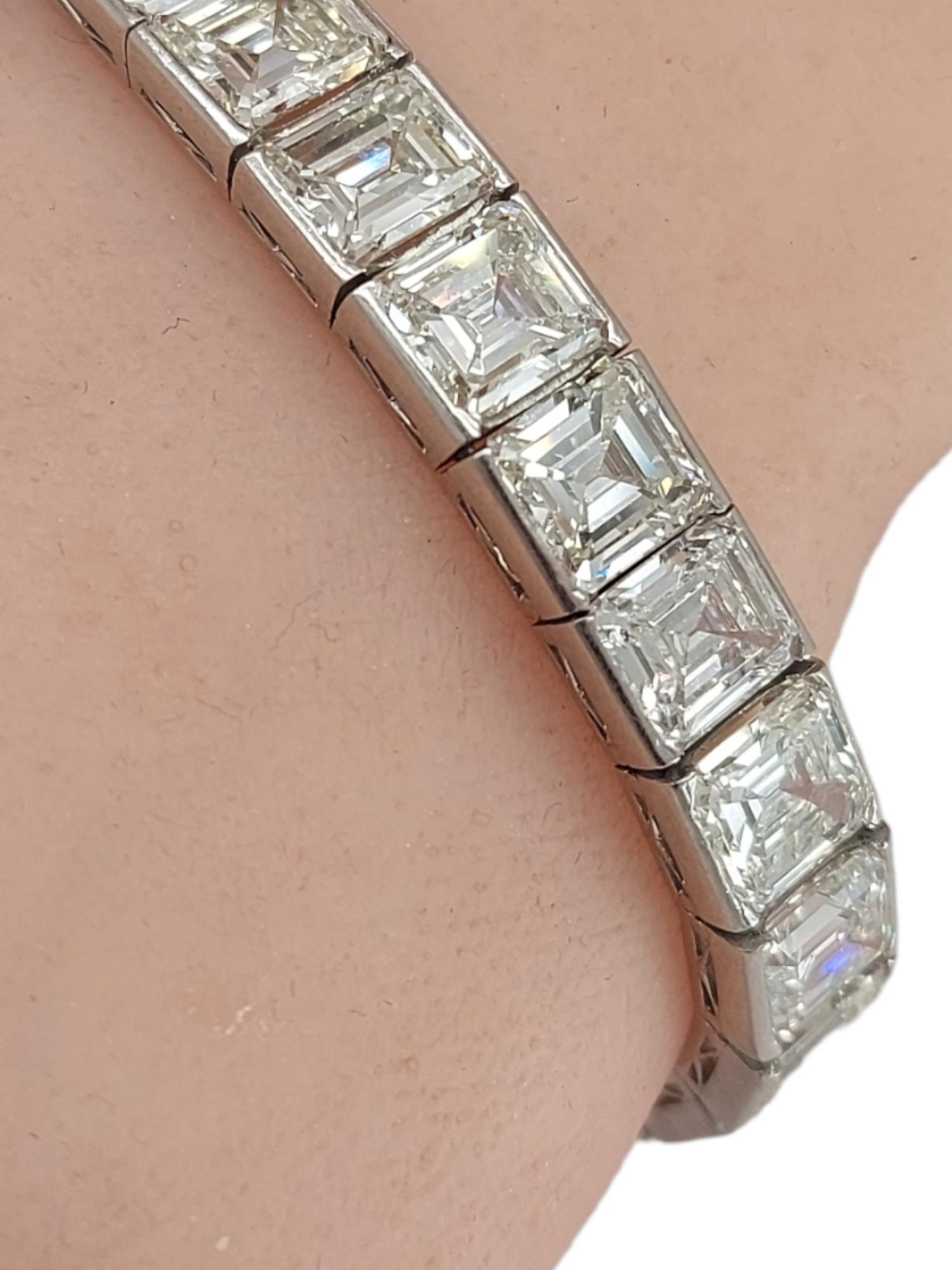 Bracciale tennis Adler in platino con diamanti taglio Asscher 45ct Sultan Qaboos Bin Said in vendita 10
