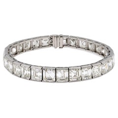 Bracelet tennis Sultan Qaboos Bin Said en platine Adler 45 carats et diamants taille Asscher