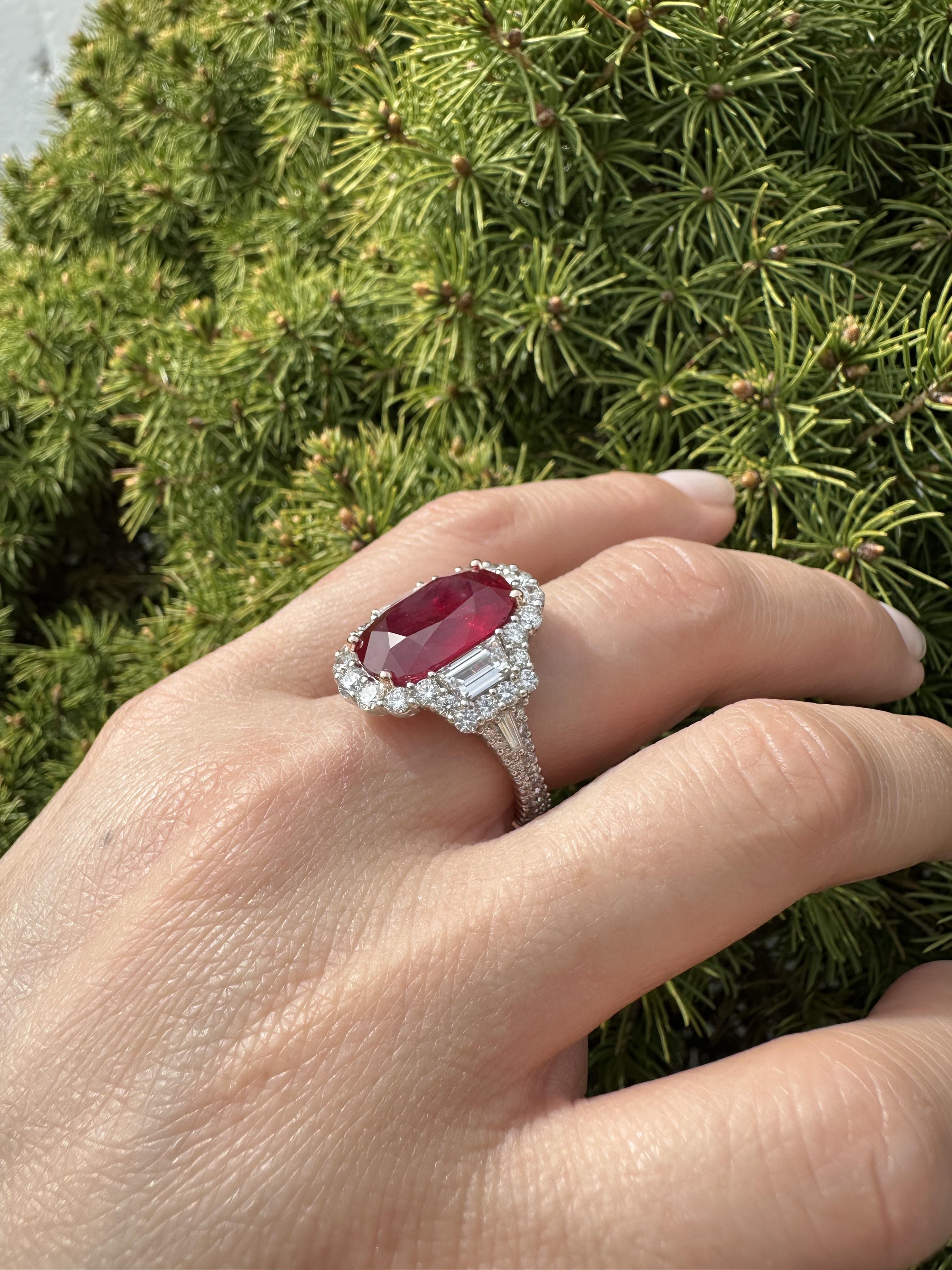 Platin AGL zertifiziert 12,25ctw Oval Roter Rubin mit Diamant Substantial Großer Ring im Angebot 1