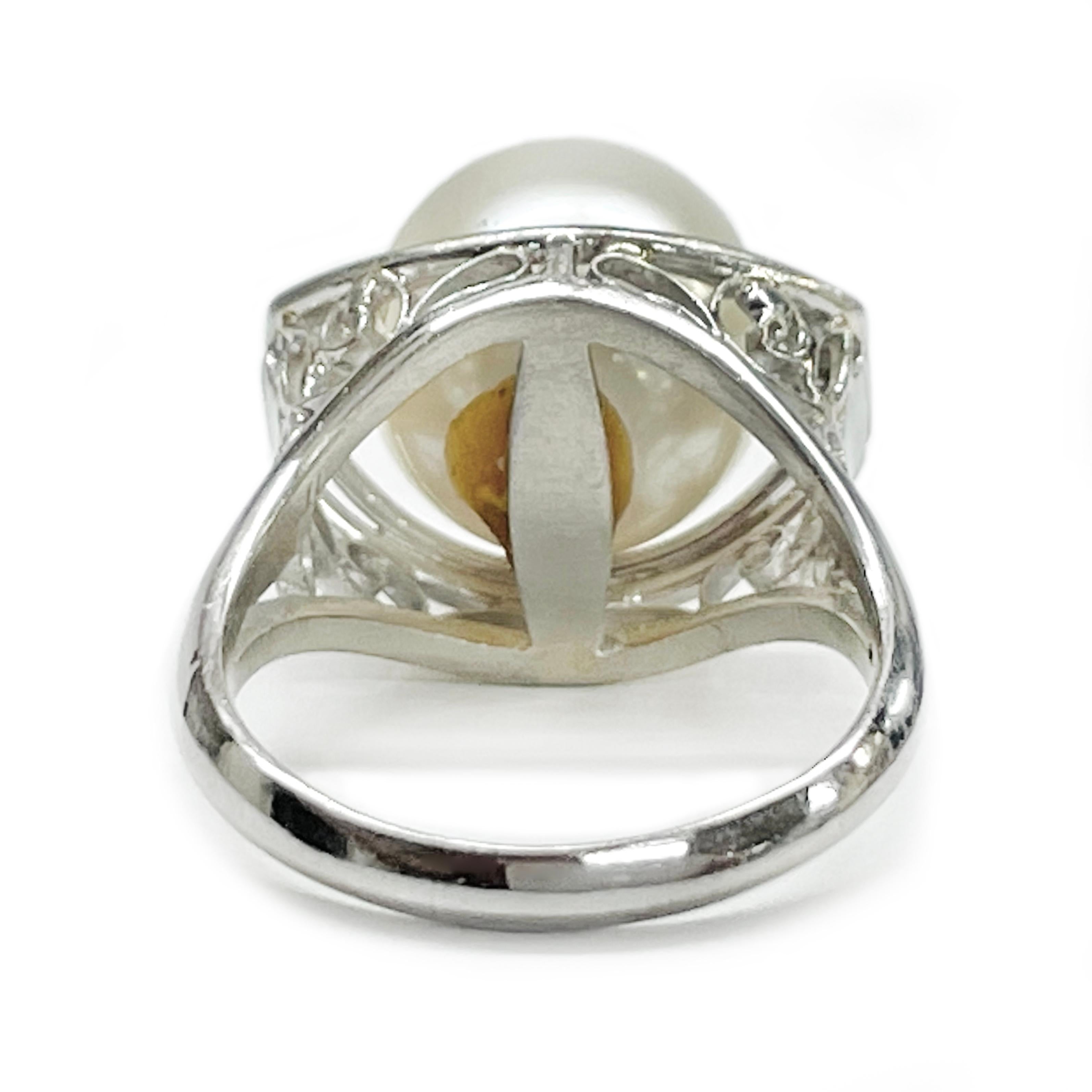 Platinum Akoya Pearl Diamond Ring In Good Condition For Sale In Palm Desert, CA