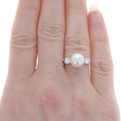 Platinum Akoya Pearl & Diamond Ring - Round Brilliant .34ctw