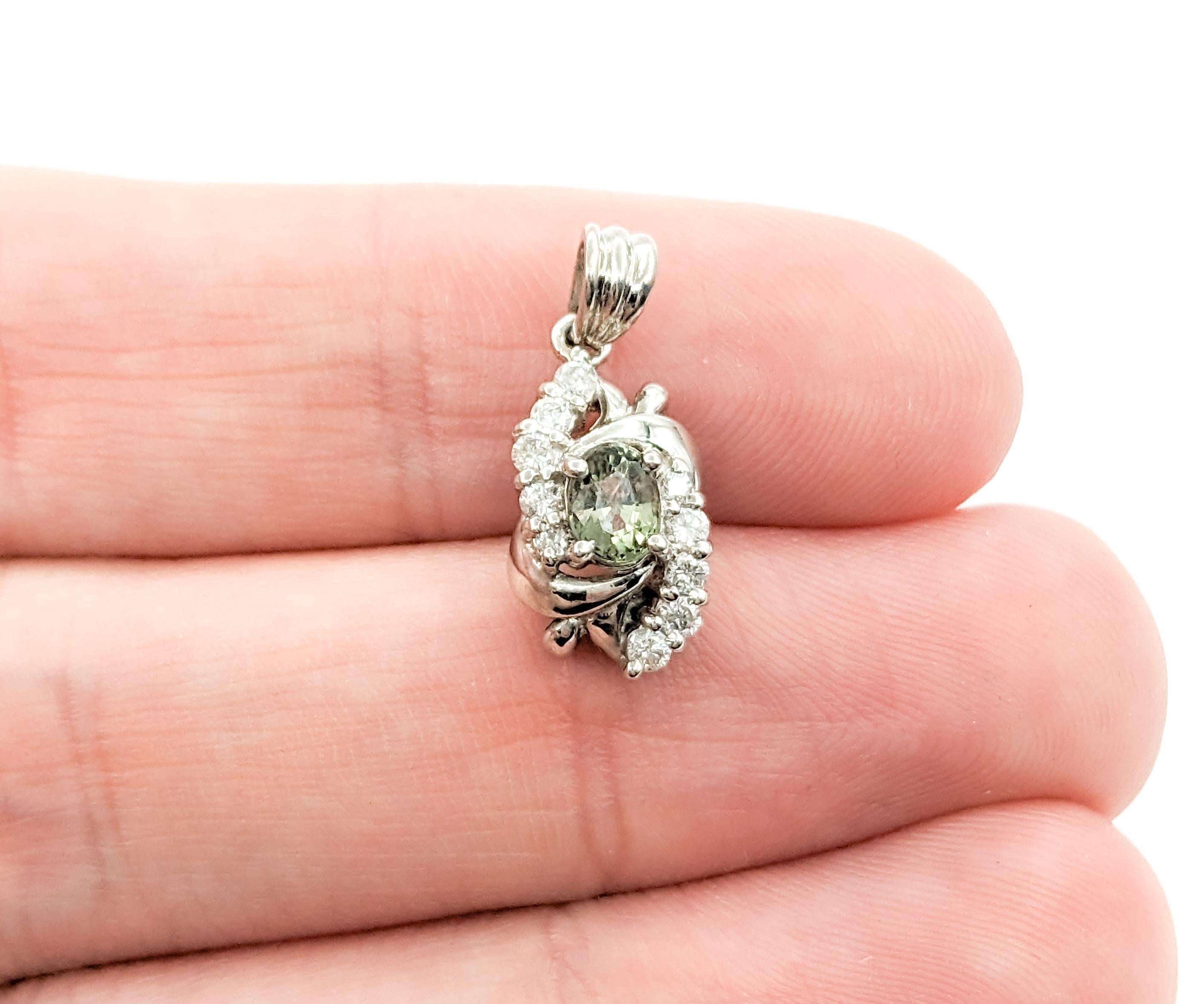 Platin Alexandrit-Anhänger mit Diamanten, GIA-zertifiziert (Ovalschliff)