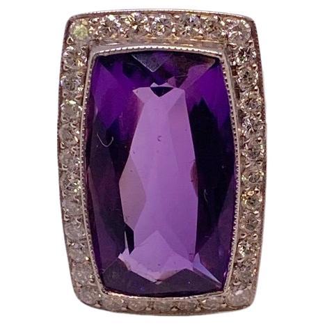 5.95 Carat Amethyst and Diamond Platinum Ring In Good Condition For Sale In DALLAS, TX