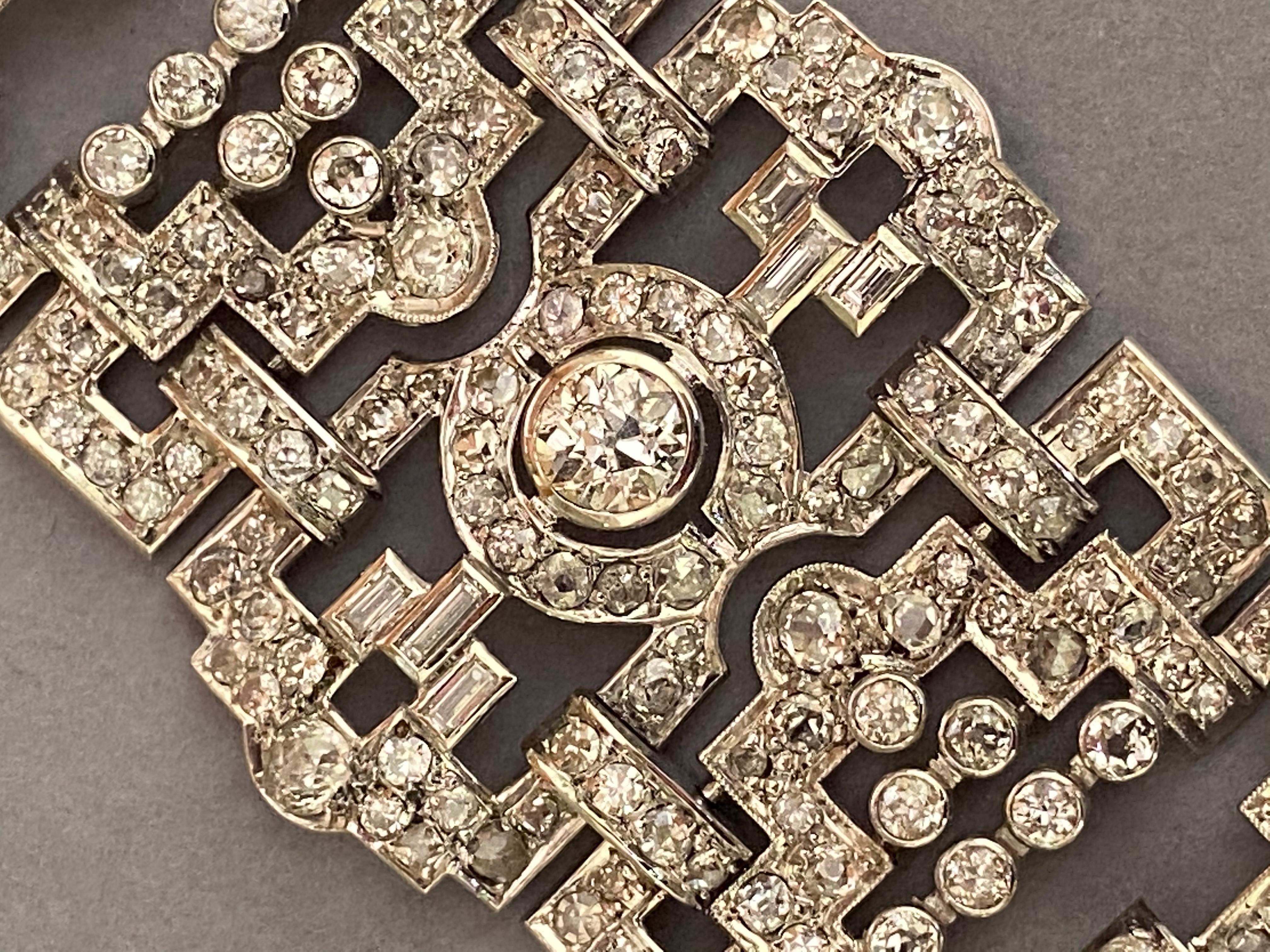 Platinum and 15 Carats Diamonds French Art Deco Bracelet 4