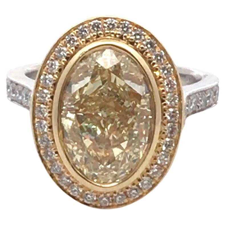 Bague fantaisie en platine et or jaune 18 carats avec diamant jaune clair de 5,02 carats certifié GIA