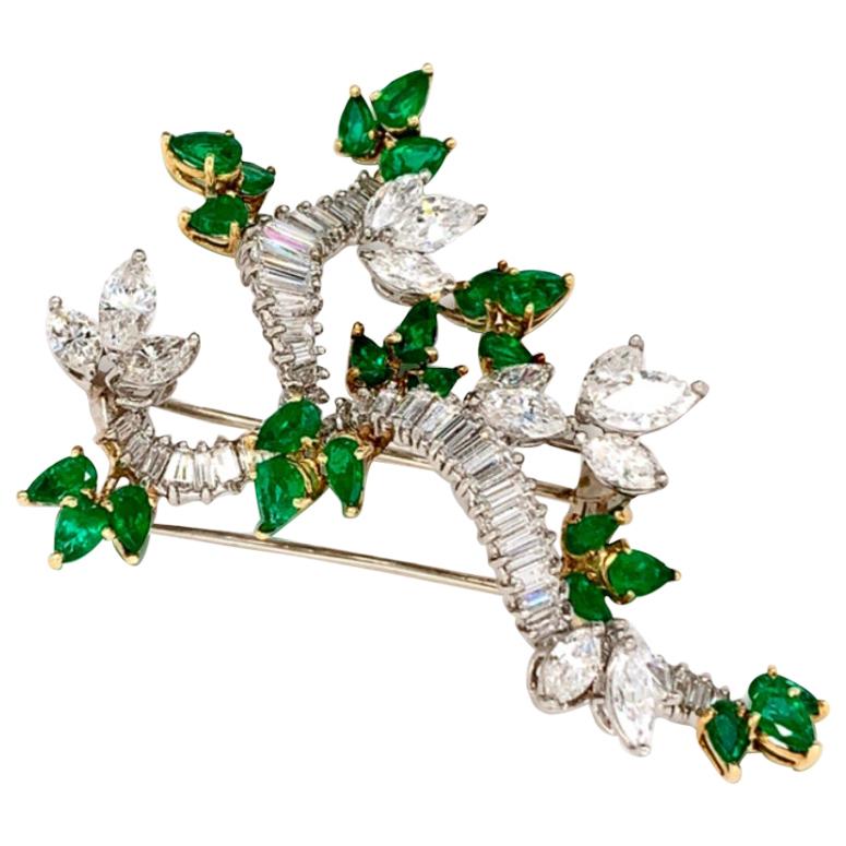 Platinum and 18 Karat Yellow Gold Emerald and Diamond Brooch For Sale