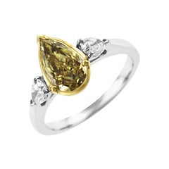 Platinum 18 Karat Yellow Gold Pear Shaped IGI Certified Diamond Engagement Ring