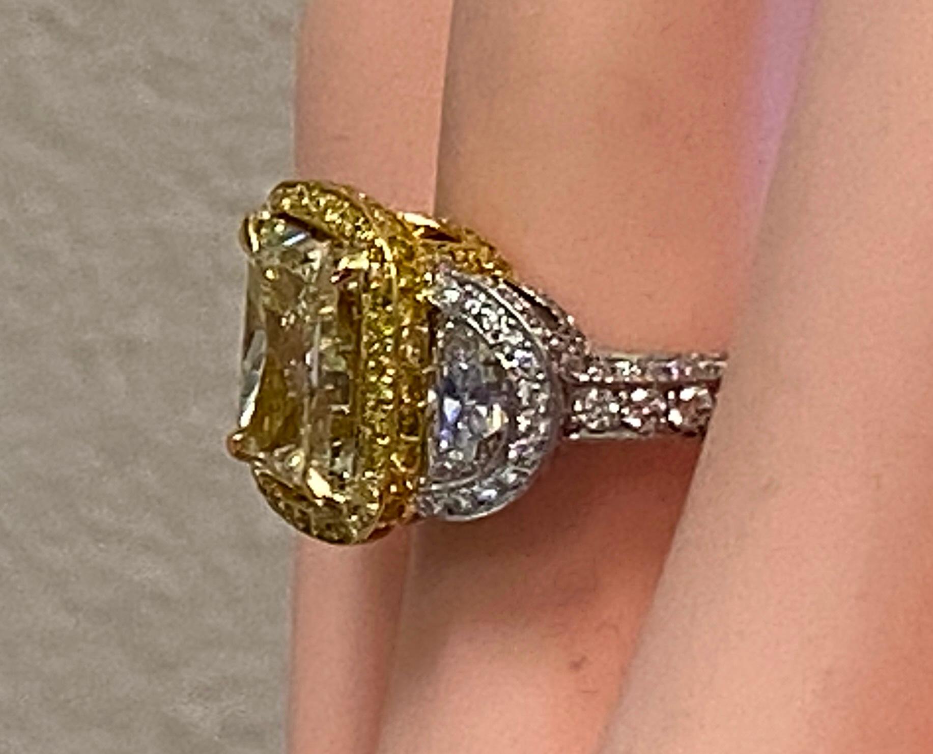 Platinum and 18 KT Yellow Gold 3.74 Ct Radiant Cut Fancy Yellow Diamond Ring For Sale 4