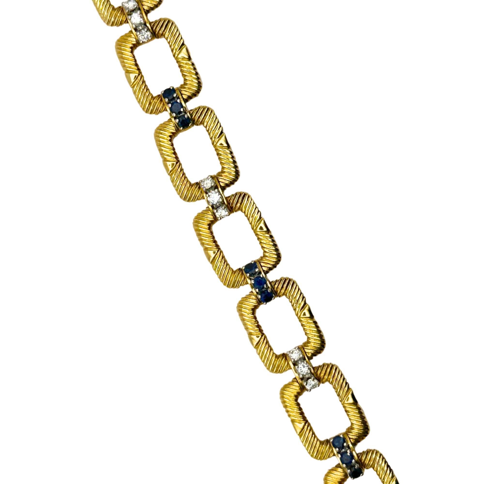 Platin und 18k 1960er Cartier Armband aus Platin mit Diamanten und Saphiren im Zustand „Gut“ in New York, NY