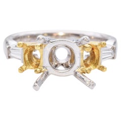Anillo de platino y oro de 18 quilates con 3 diamantes semimontados