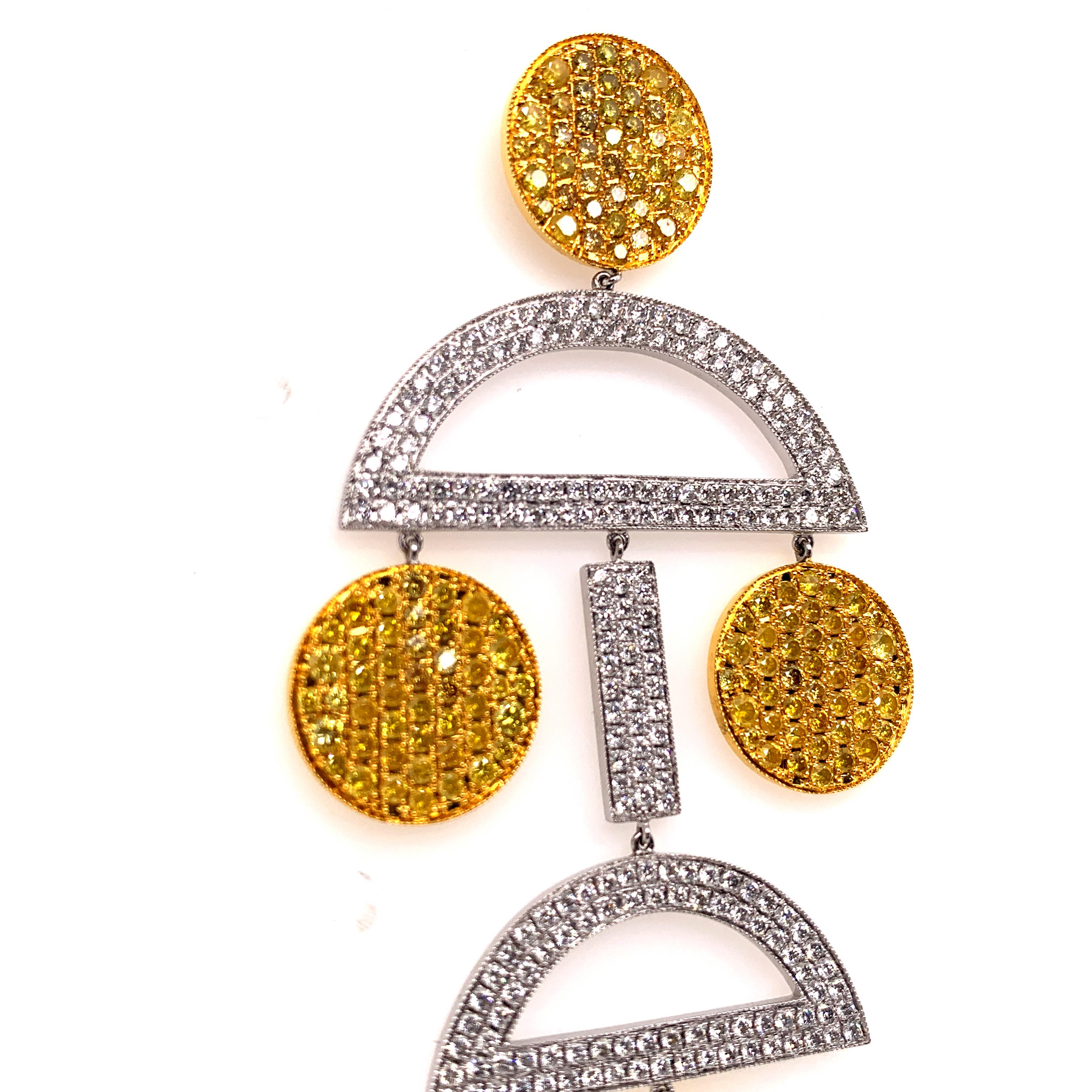 Sophia D, 10.30 Carat White and Yellow Diamond Platinum and Yellow Gold earrings In New Condition For Sale In New York, NY
