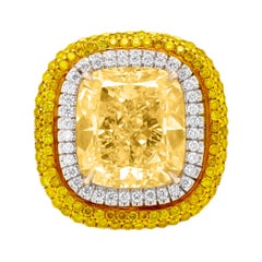 Bague de fiançailles en platine et or jaune 18 carats avec diamant central taille coussin