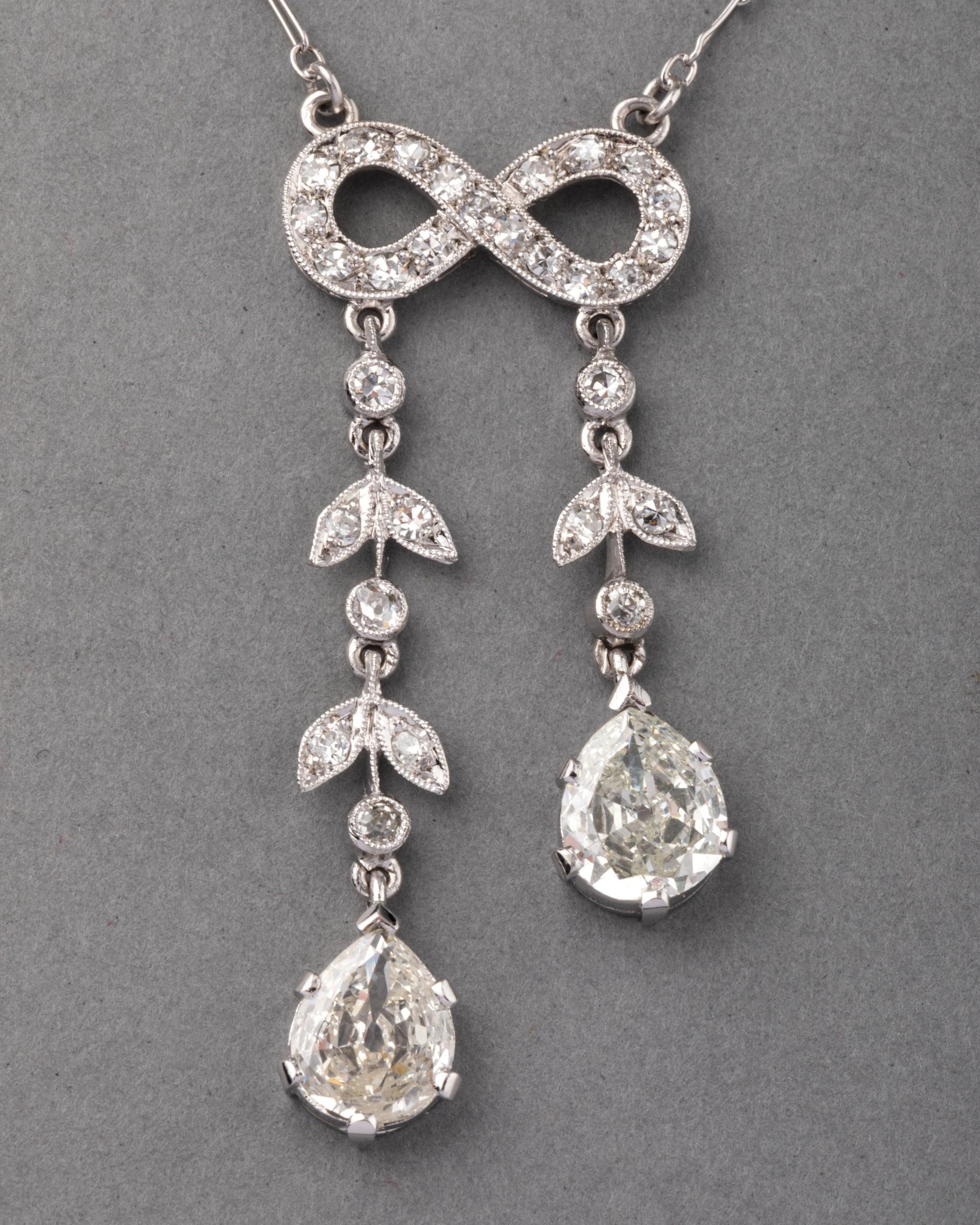Pear Cut Platinum and 1.90 Carats Diamonds French Antique Necklace For Sale