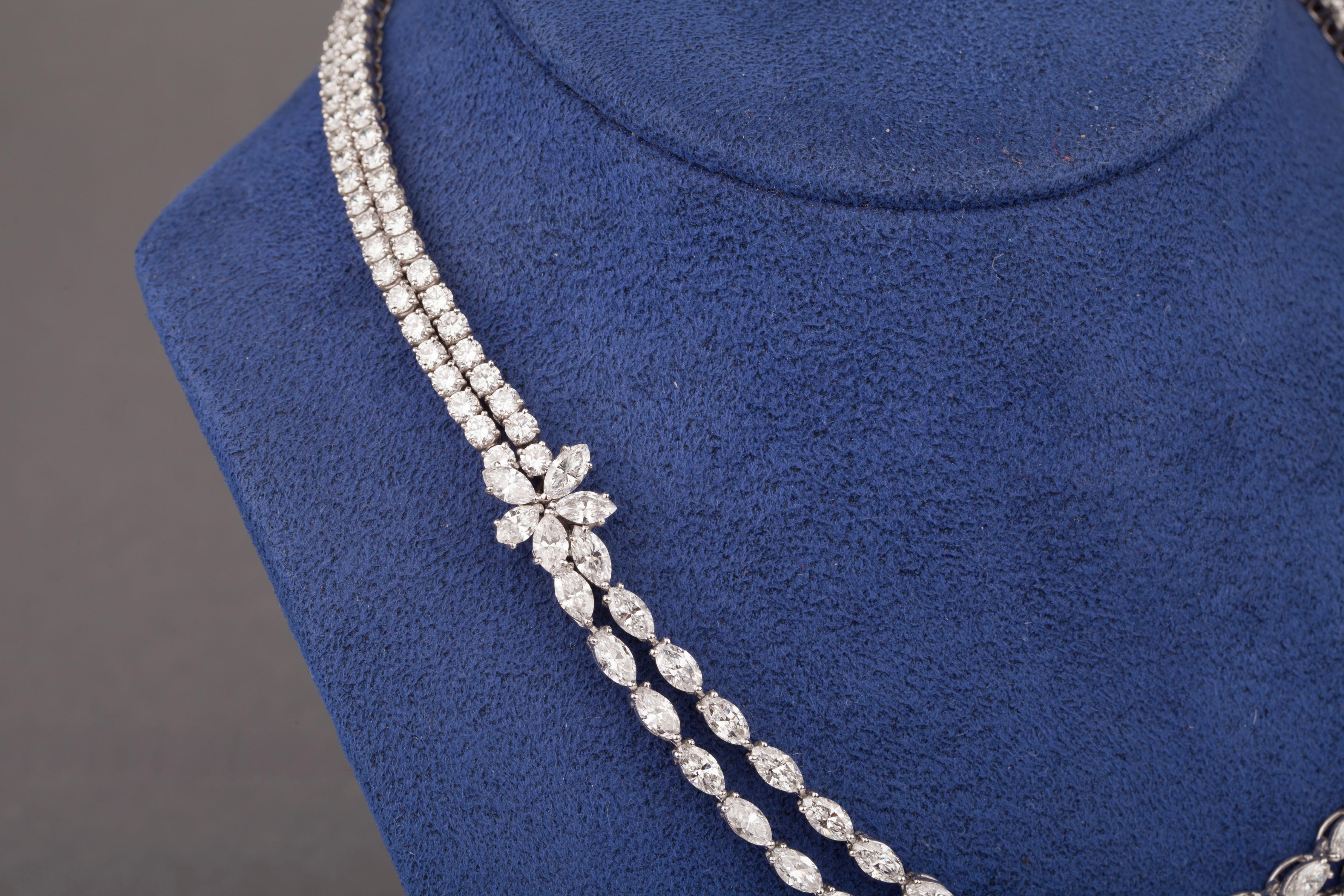 Platinum and 30 Carat Diamonds French Necklace For Sale 6