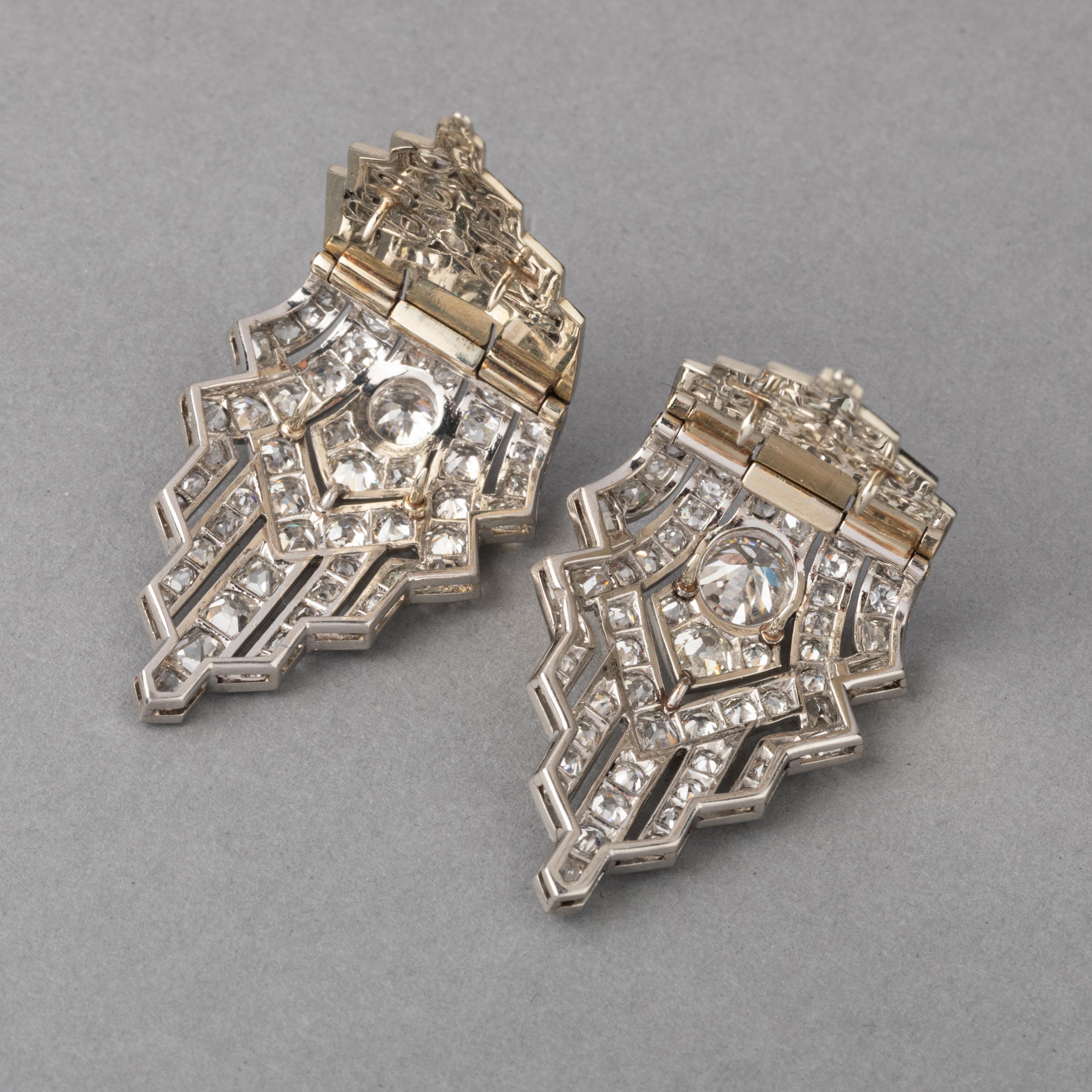Platinum and 6 Carat Diamonds French Art Deco Clips Brooches 1