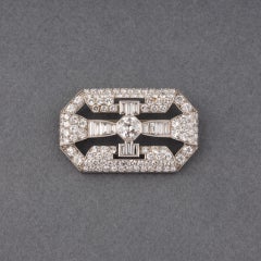 Platinum and 7 Carats Diamonds French Art Deco Brooch