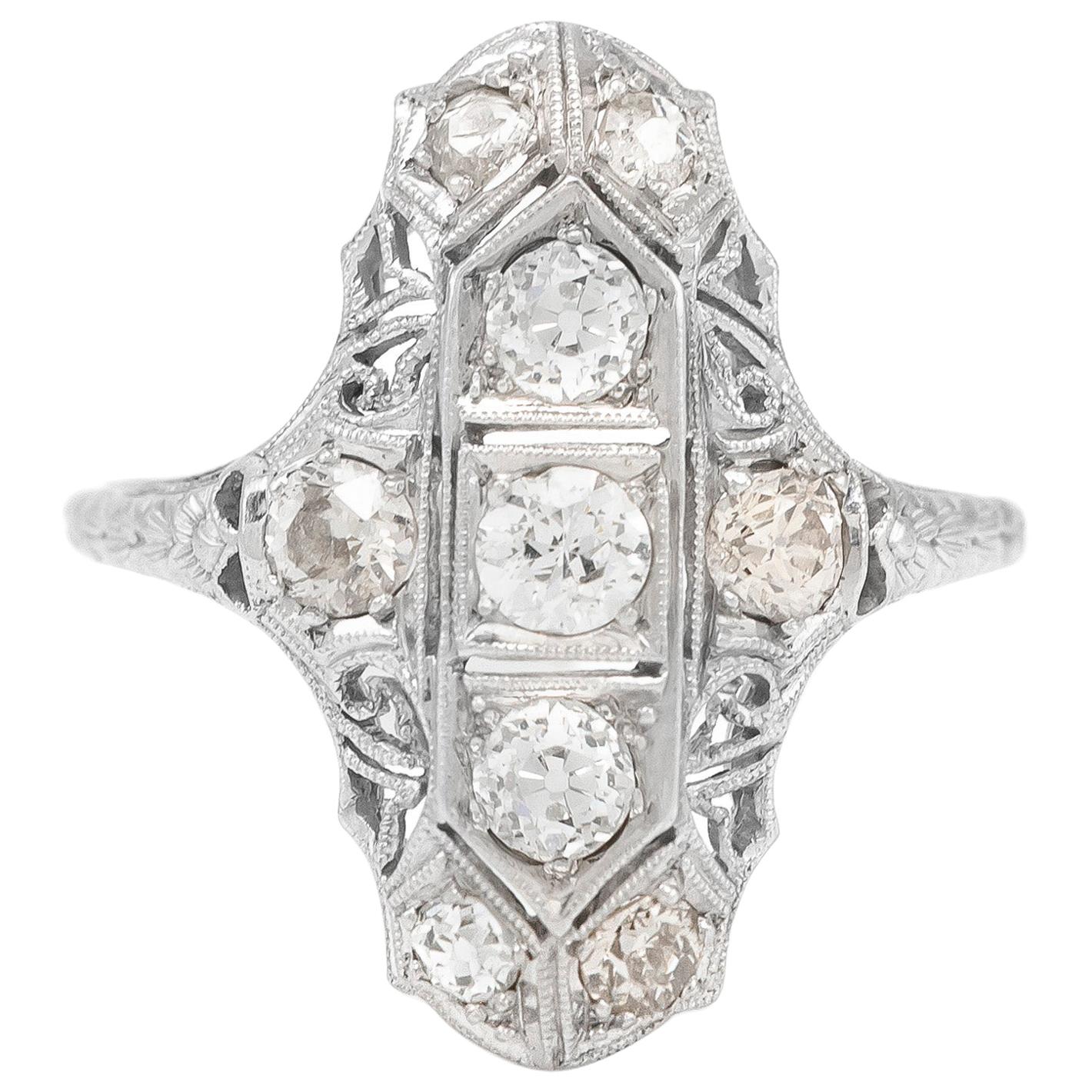 Art Deco Diamant-Essteller-Ring im Angebot