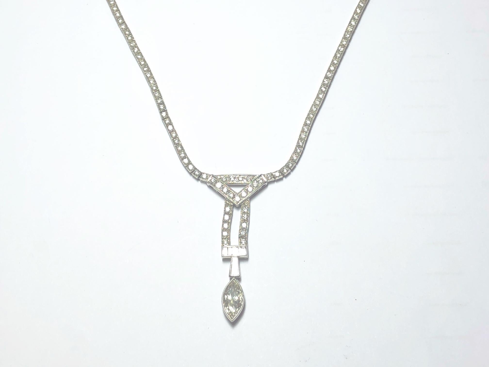 Platinum and Diamond 4.75 Carat Necklace In Excellent Condition In London, GB