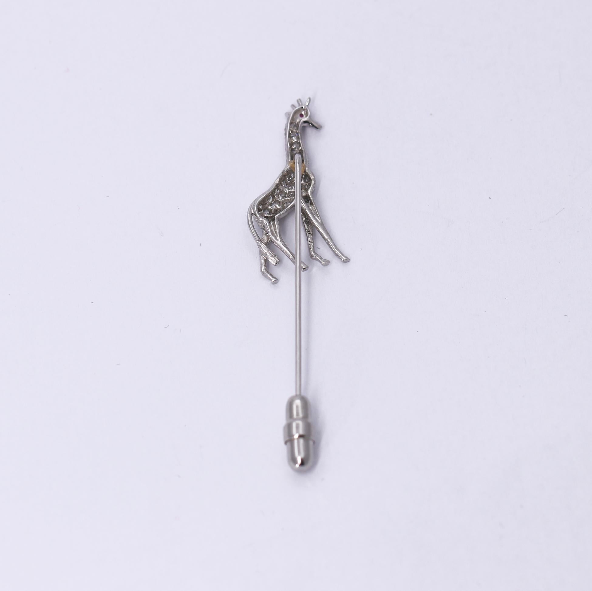 Platinum and Diamond Art Deco Giraffe Stickpin In Good Condition In Palm Beach, FL