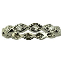 Bague à anneau en platine et diamants taille 6,25 n°18737