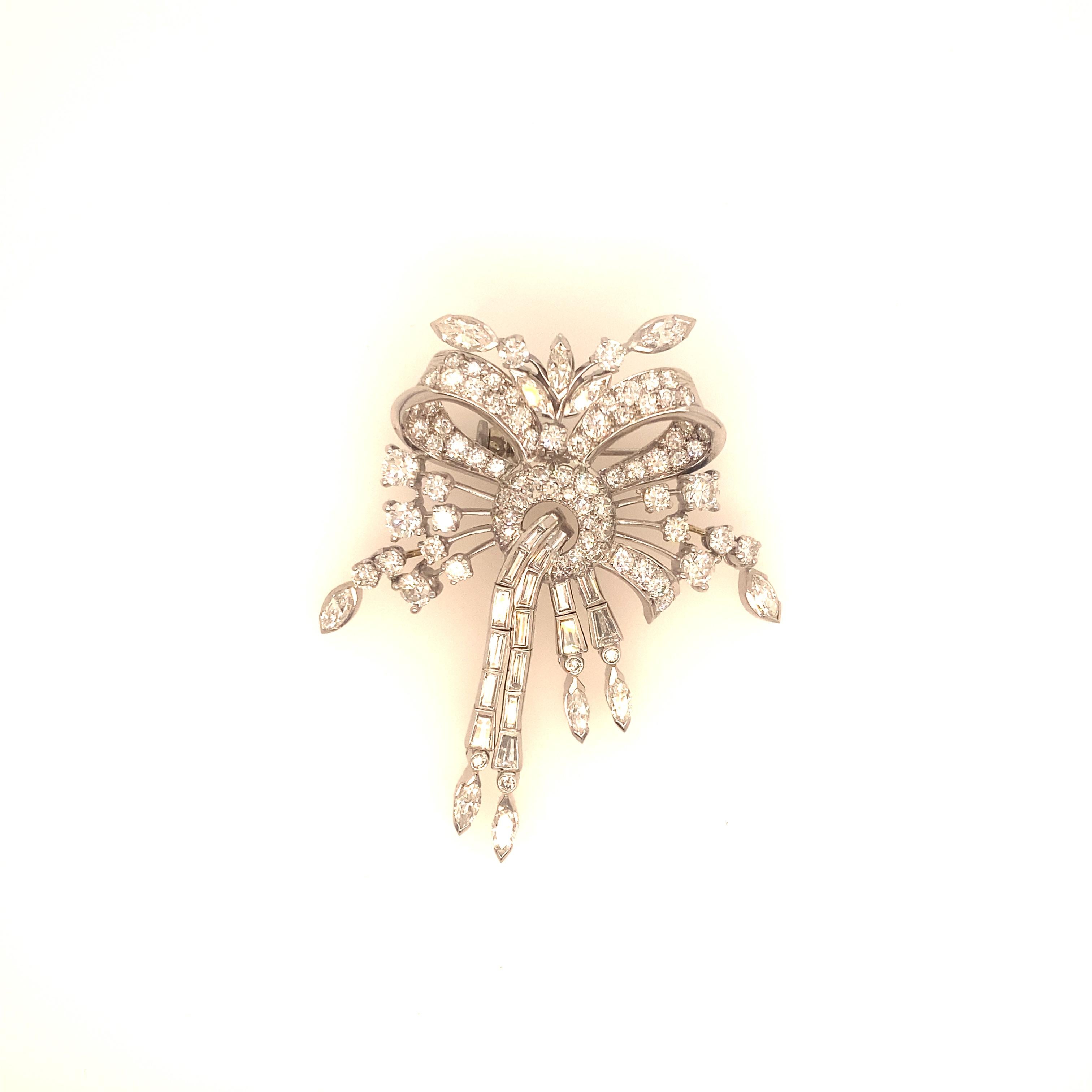 Platinum and Diamond Brooch Midcentury In Excellent Condition For Sale In Johns Creek, GA