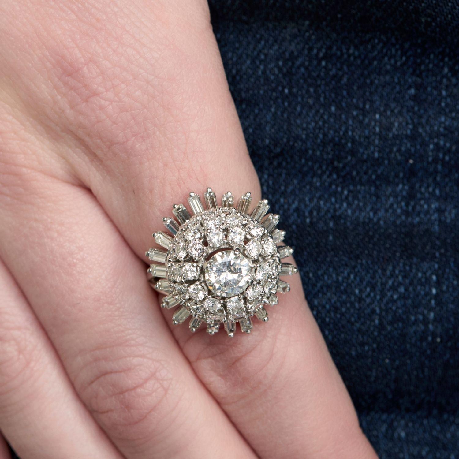 Contemporain Bague cocktail en platine et diamant en vente