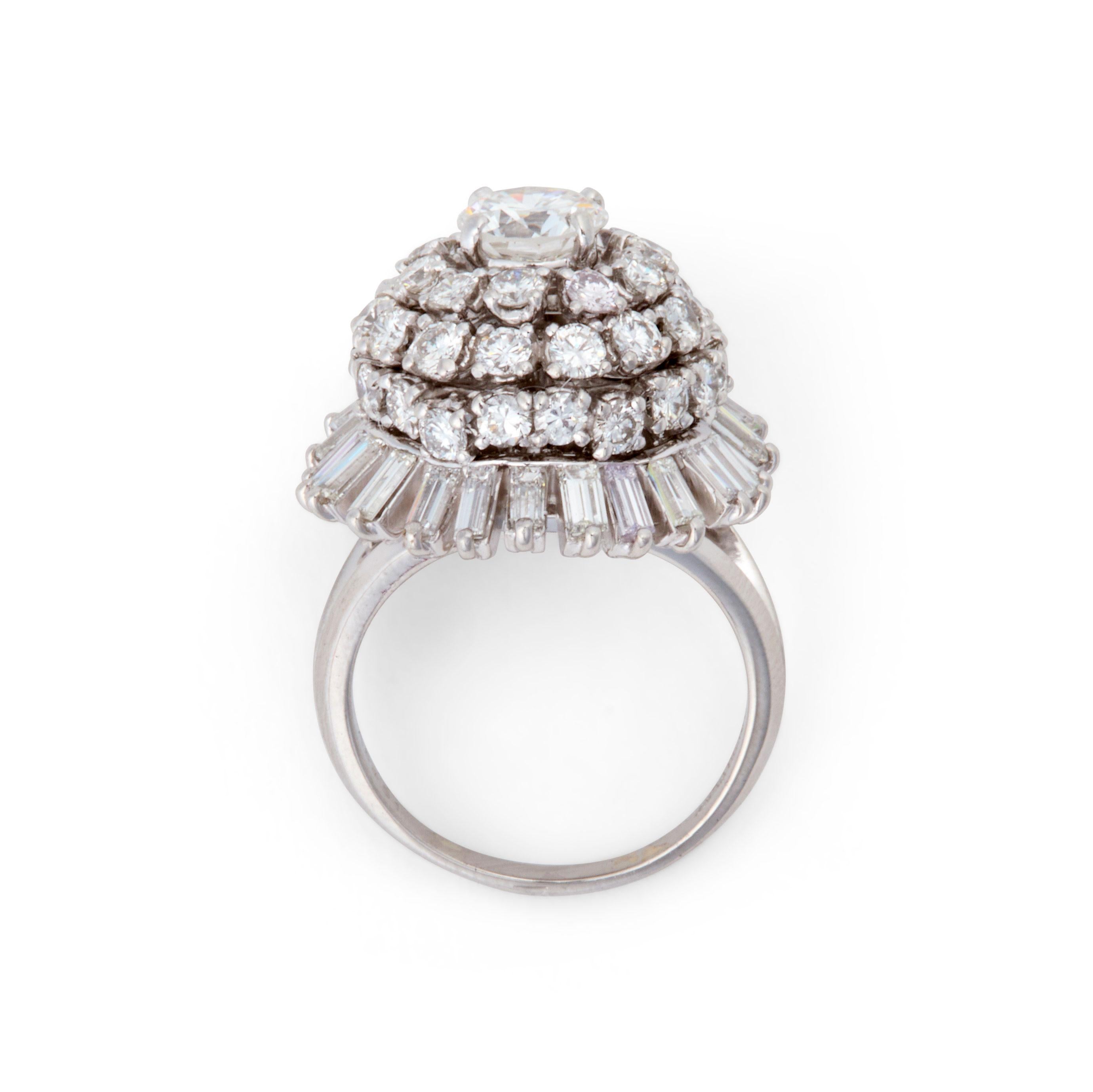 Contemporain Bague cocktail en platine et diamant en vente