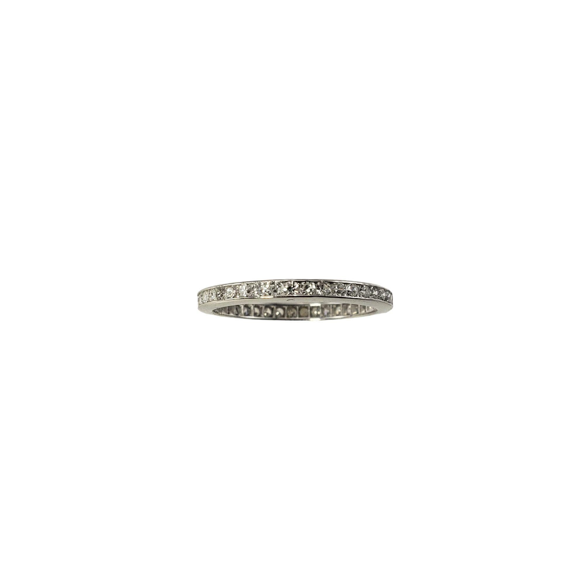 Platinum Diamond Eternity Band Ring Size 6.75 JAGi Certified-

This sparkling eternity band features 41 round single cut diamonds set in classic platinum. Width: 2 mm.

Total diamond weight: .50 ct.

Diamond clarity: VS1-VS2

Diamond color: