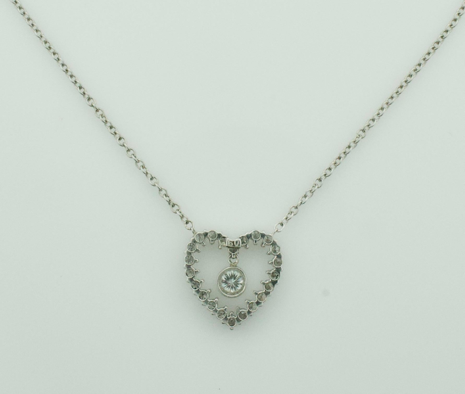 Herz-Halskette aus Platin mit Diamanten 1,05 Karat Gesamtgewicht (Moderne) im Angebot