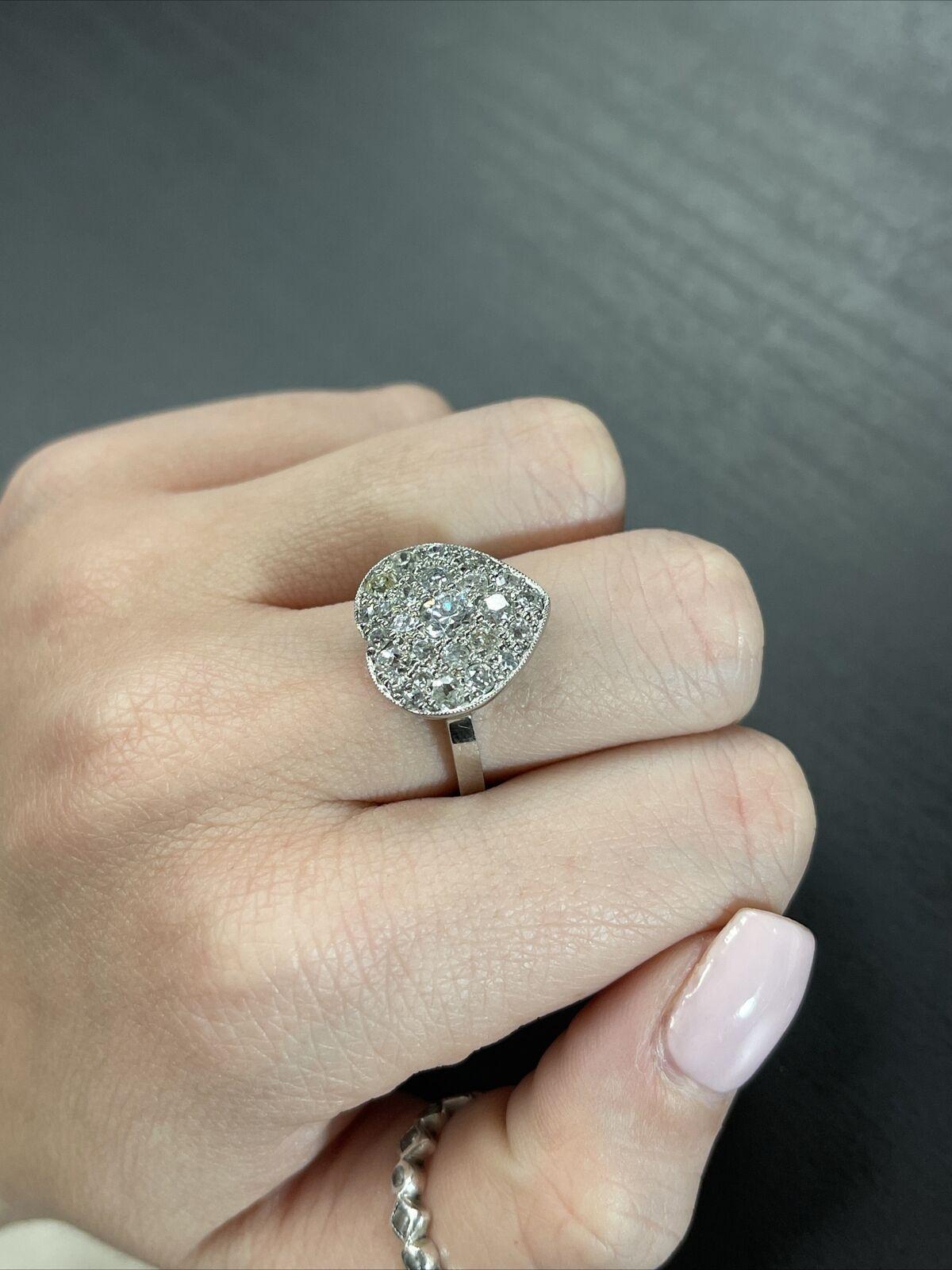 Platinum and Diamond Pave Old Mine Cut Diamond Heart Ring In Excellent Condition For Sale In Addison, TX
