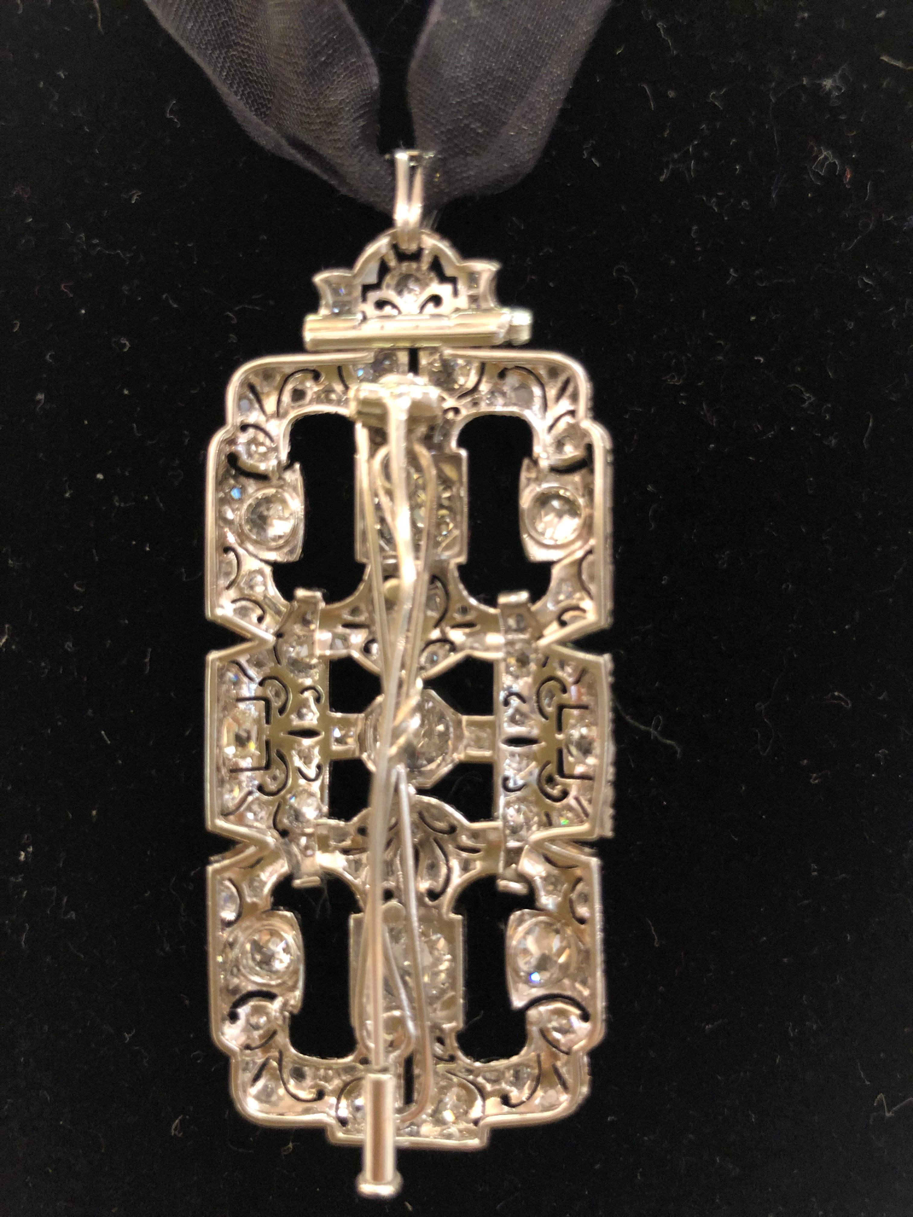 Platinum and Diamond Pendant / Brooch In Good Condition For Sale In Palm Springs, CA