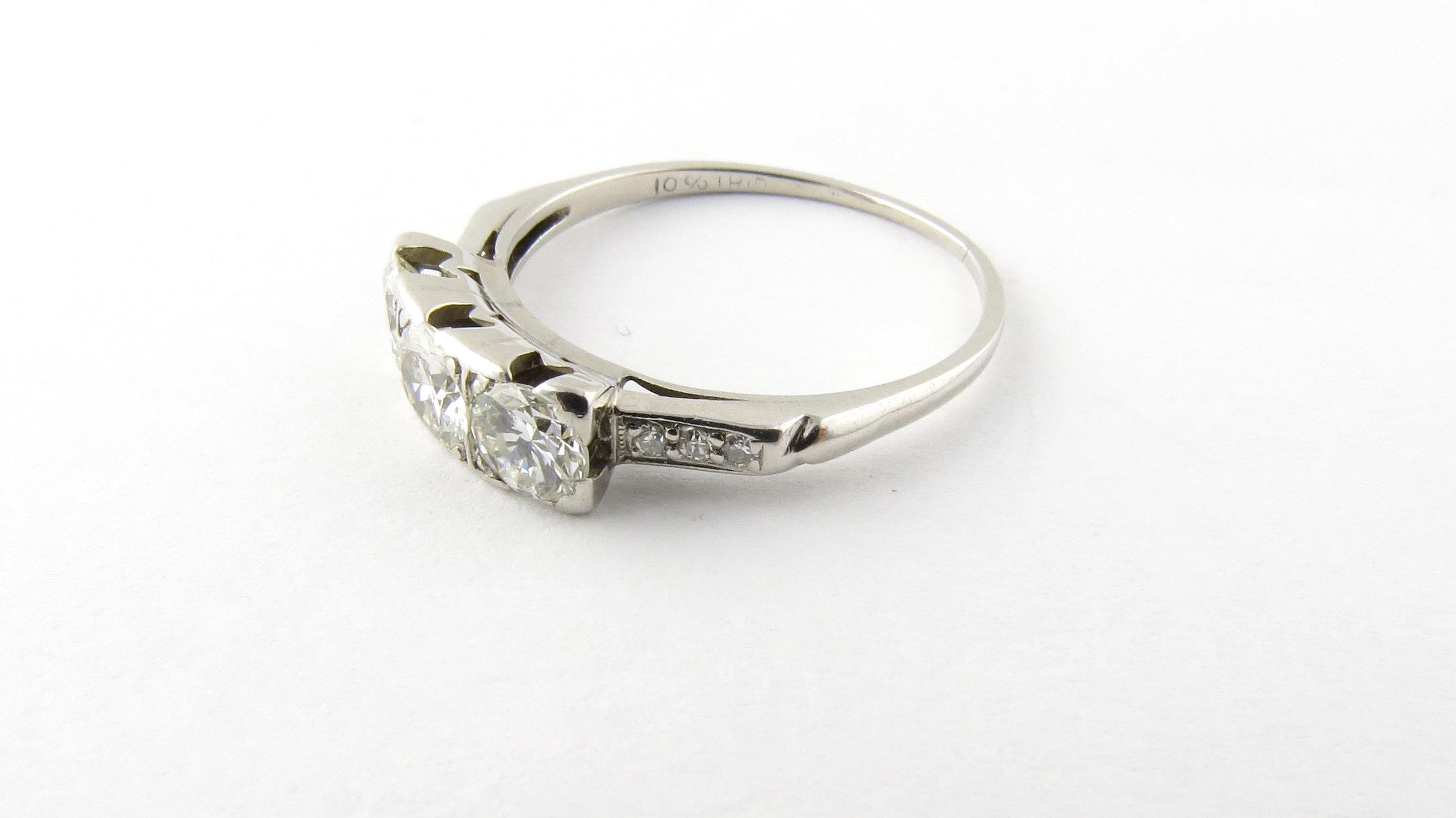 Platinum and Diamond Ring In Excellent Condition In Washington Depot, CT