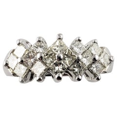Ring aus Platin mit Diamanten