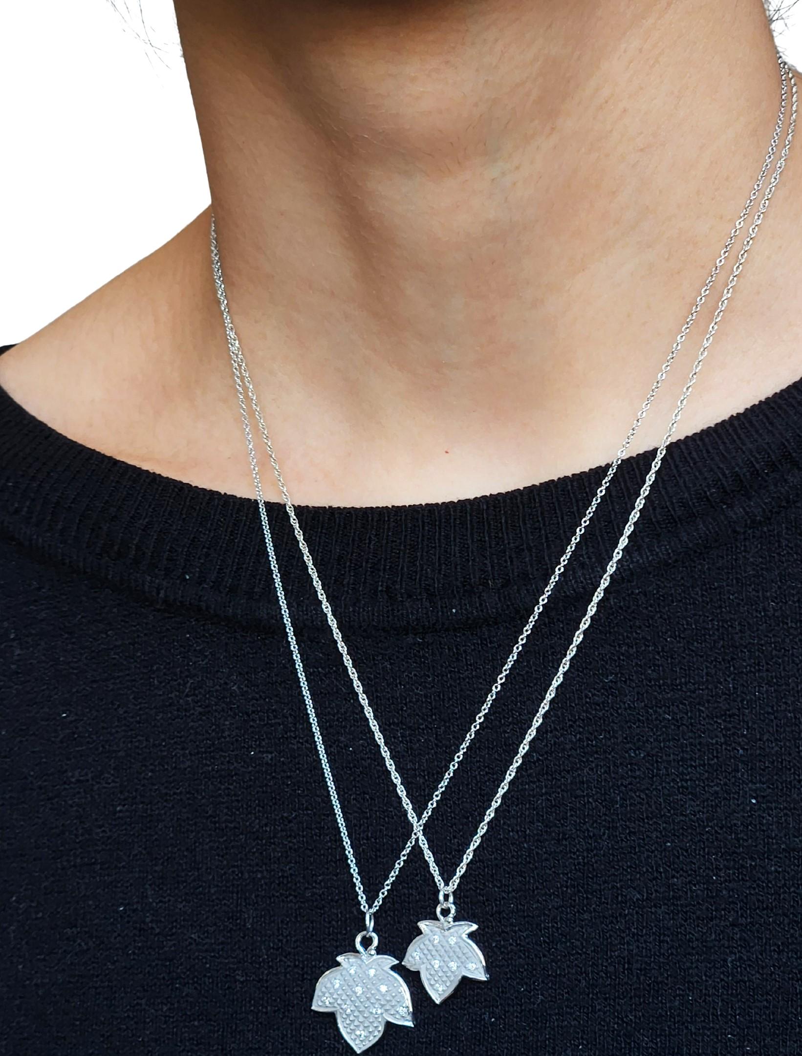 Contemporary Platinum and Diamond Small Maple Leaf Necklace For Sale