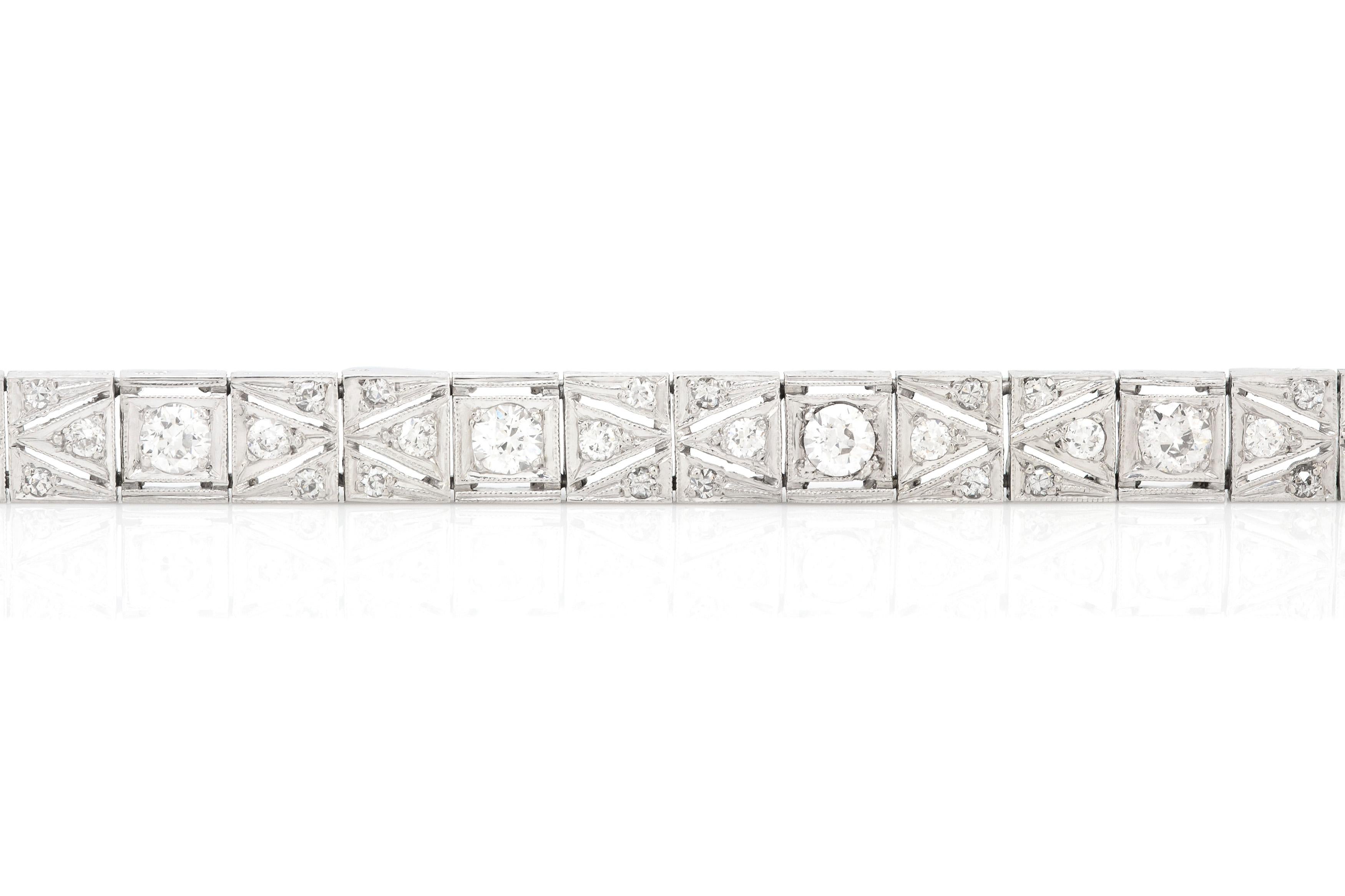 Beautiful straight line bracelet is finely crafted in platinum.
The diamonds weigh approximately 3.00 ct.